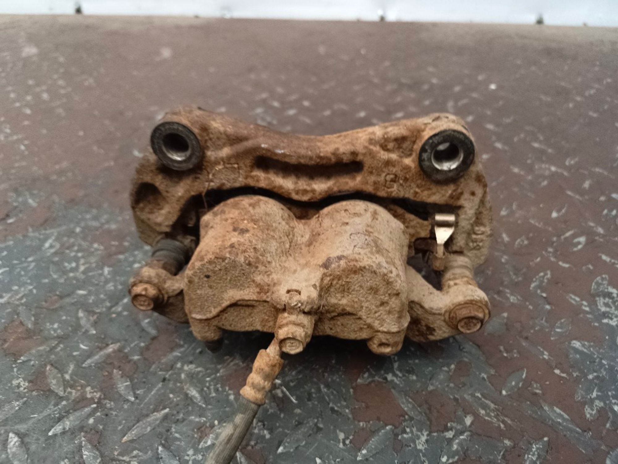 Суппорт тормозной передний левый Nissan Navara, 3000 рублей, Ростов-на-Дону