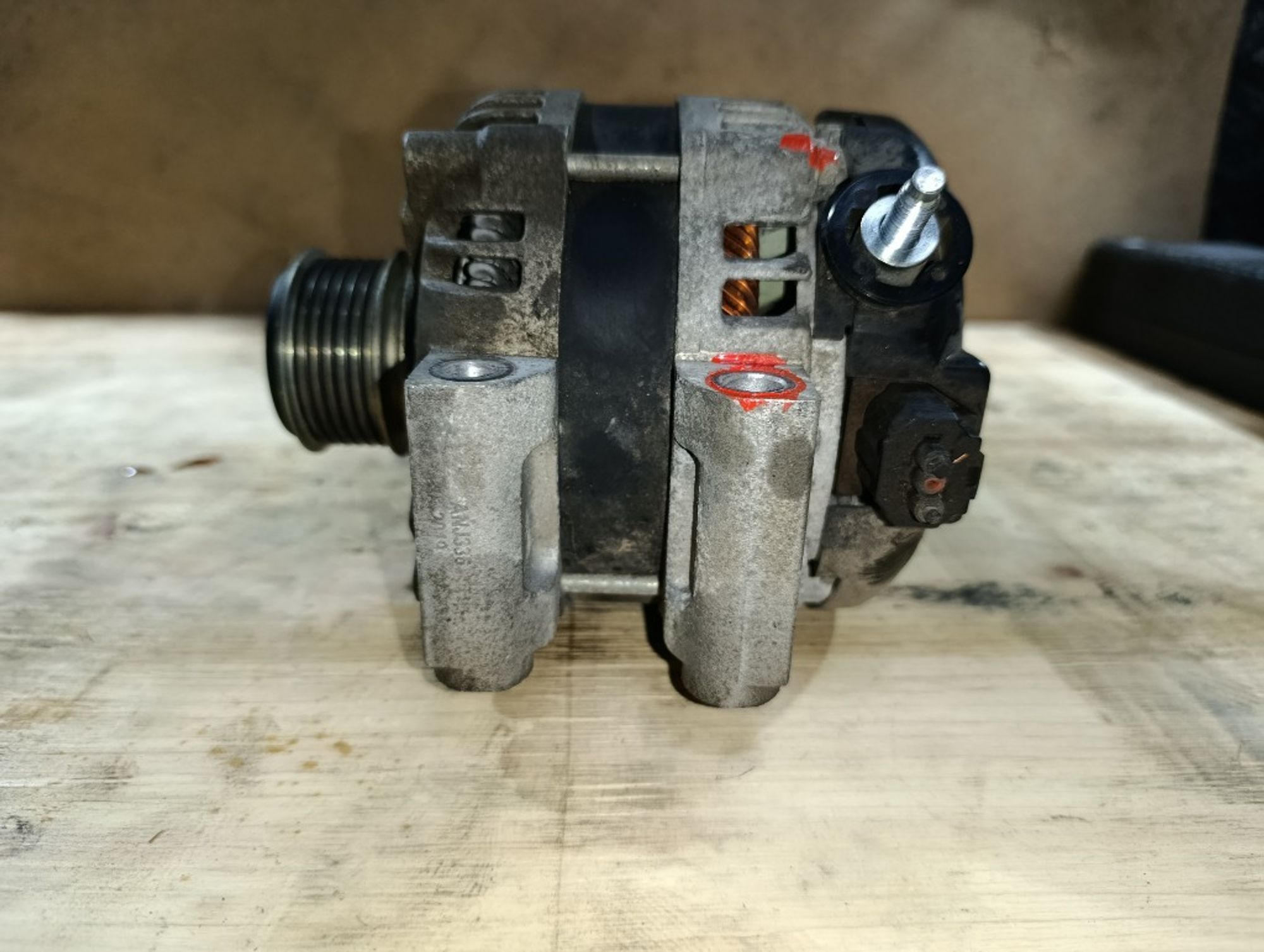 Генератор Jeep Grand Cherokee WK2 VM44D EXF, 12000 рублей, Ростов-на-Дону