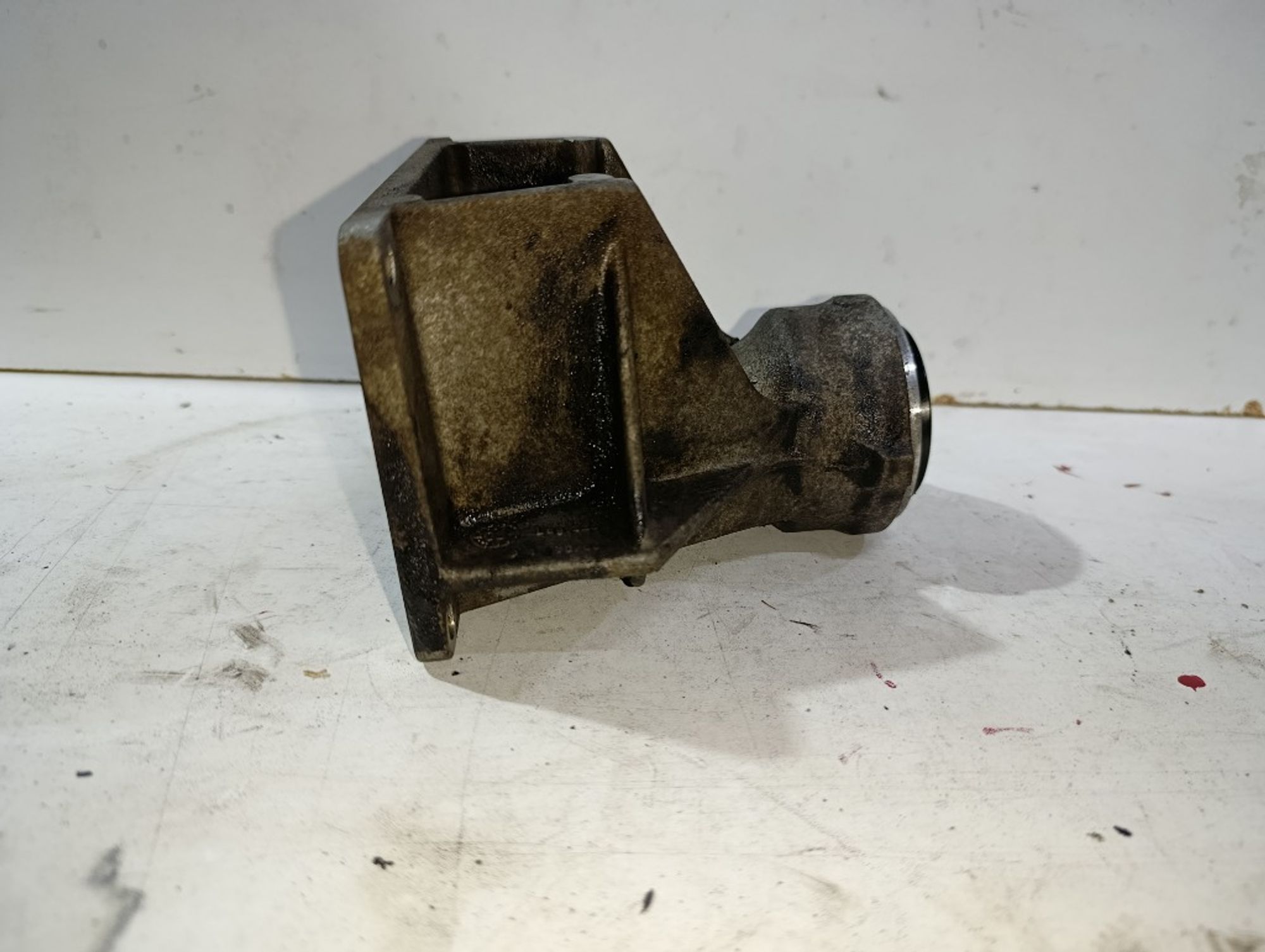 Кронштейн промежуточного вала BMW X3 M54B25 256S5, 1000 рублей, Ростов-на-Дону