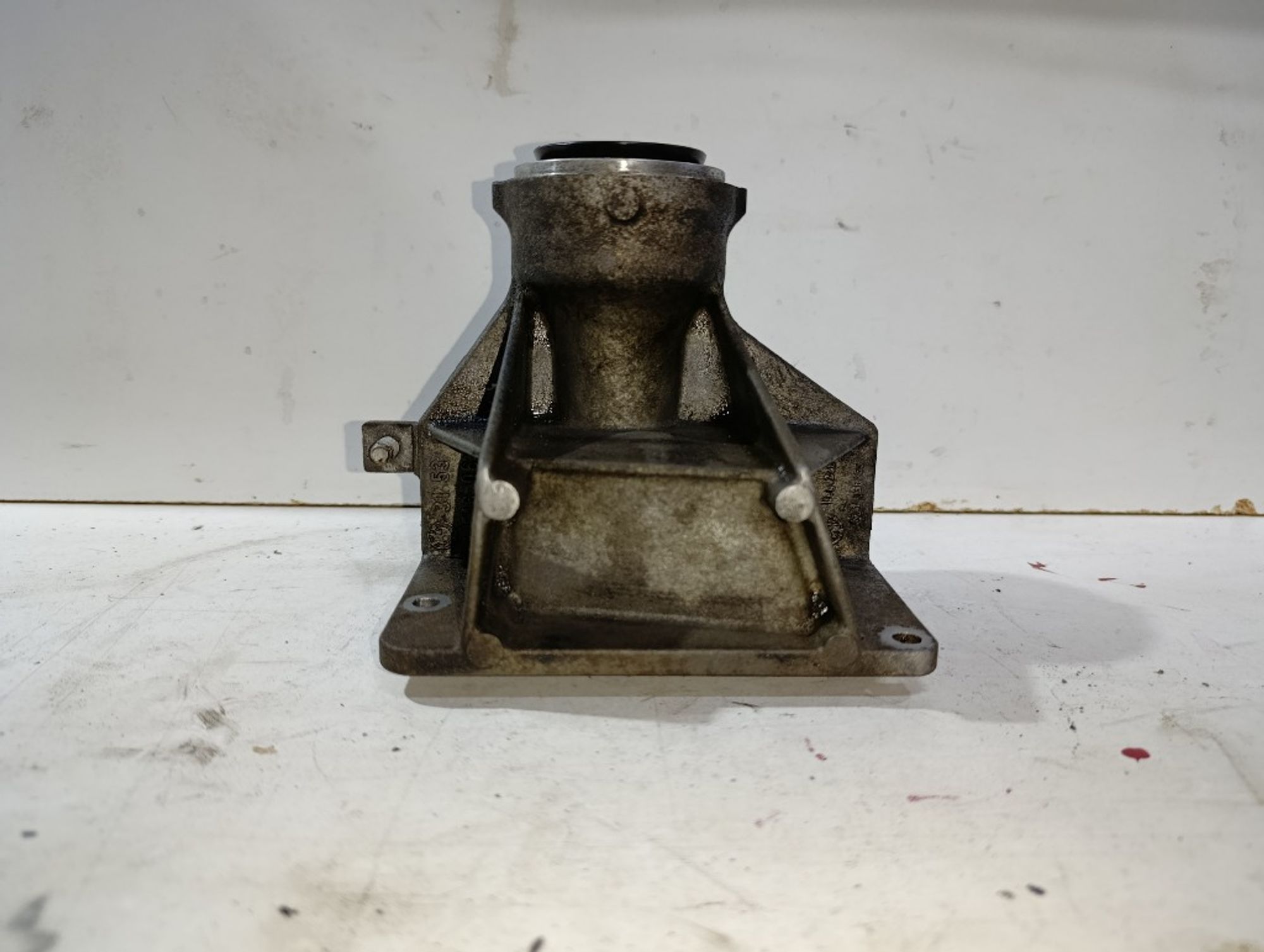 Кронштейн промежуточного вала BMW X3 M54B25 256S5, 1000 рублей, Ростов-на-Дону