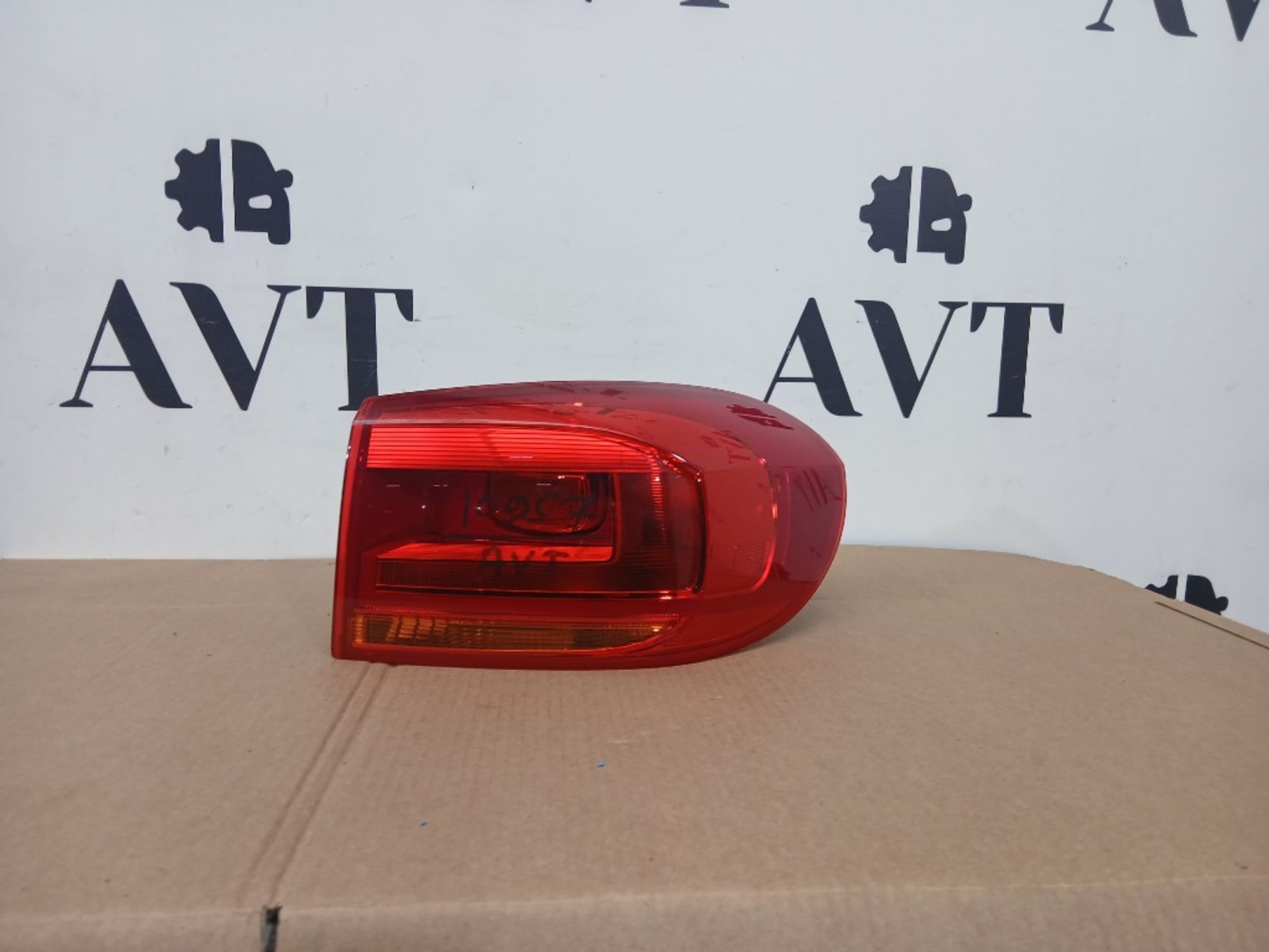 Фонарь задний правый Volkswagen Tiguan NF, 8000 рублей, Ростов-на-Дону