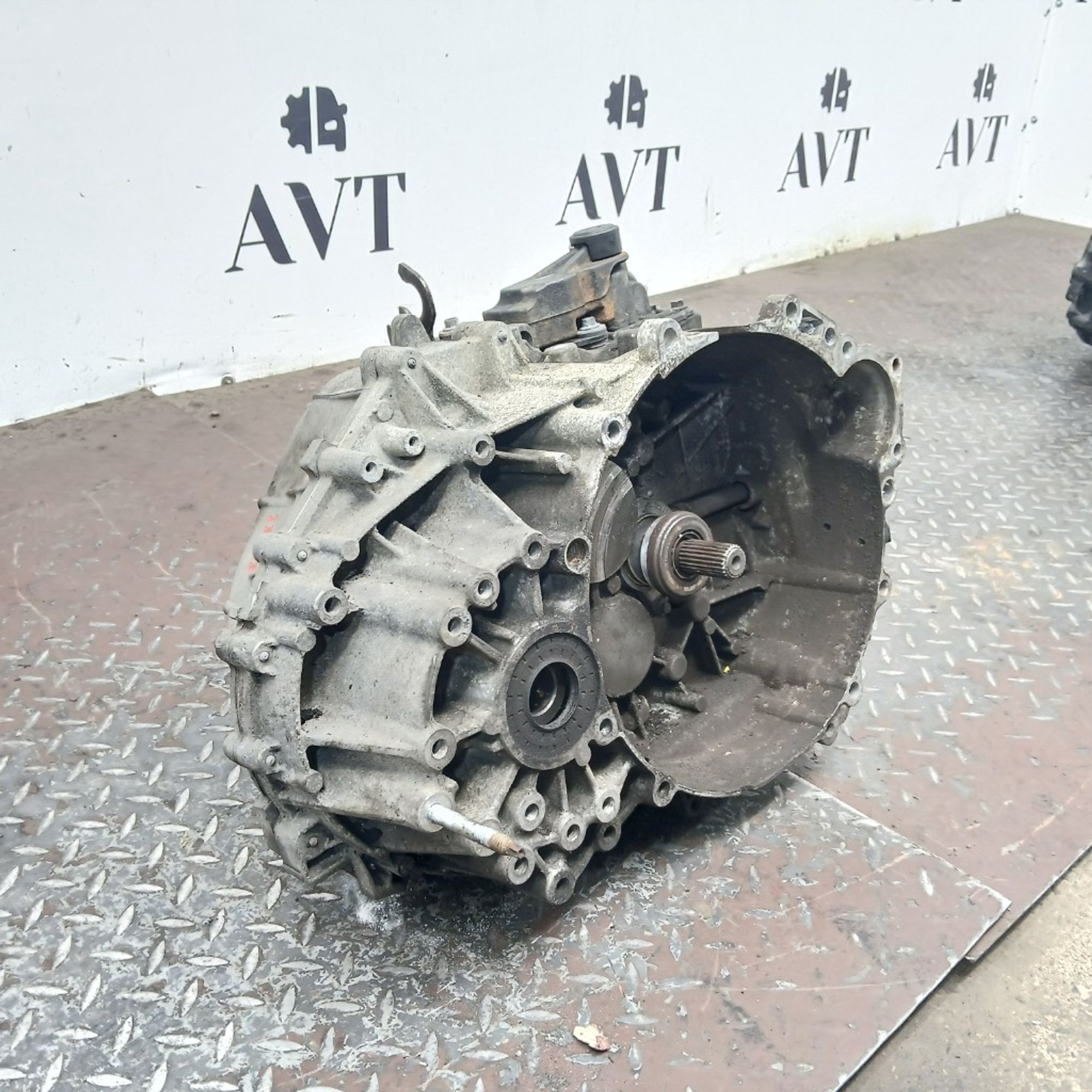 МКПП Volvo XC60 D5204T2, 25000 рублей, Ростов-на-Дону