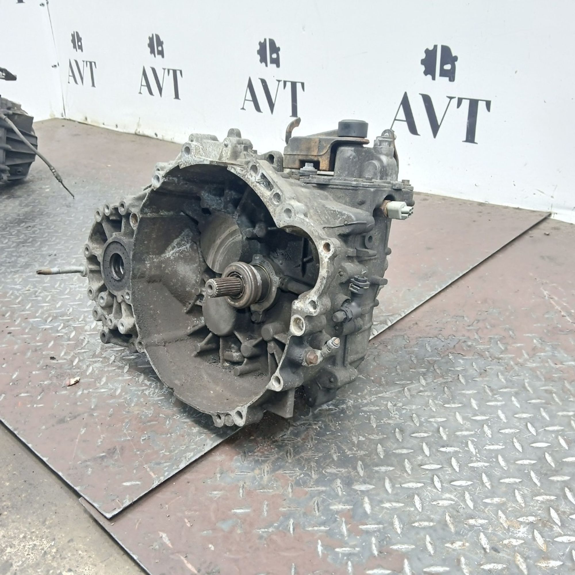 МКПП Volvo XC60 D5204T2, 25000 рублей, Ростов-на-Дону