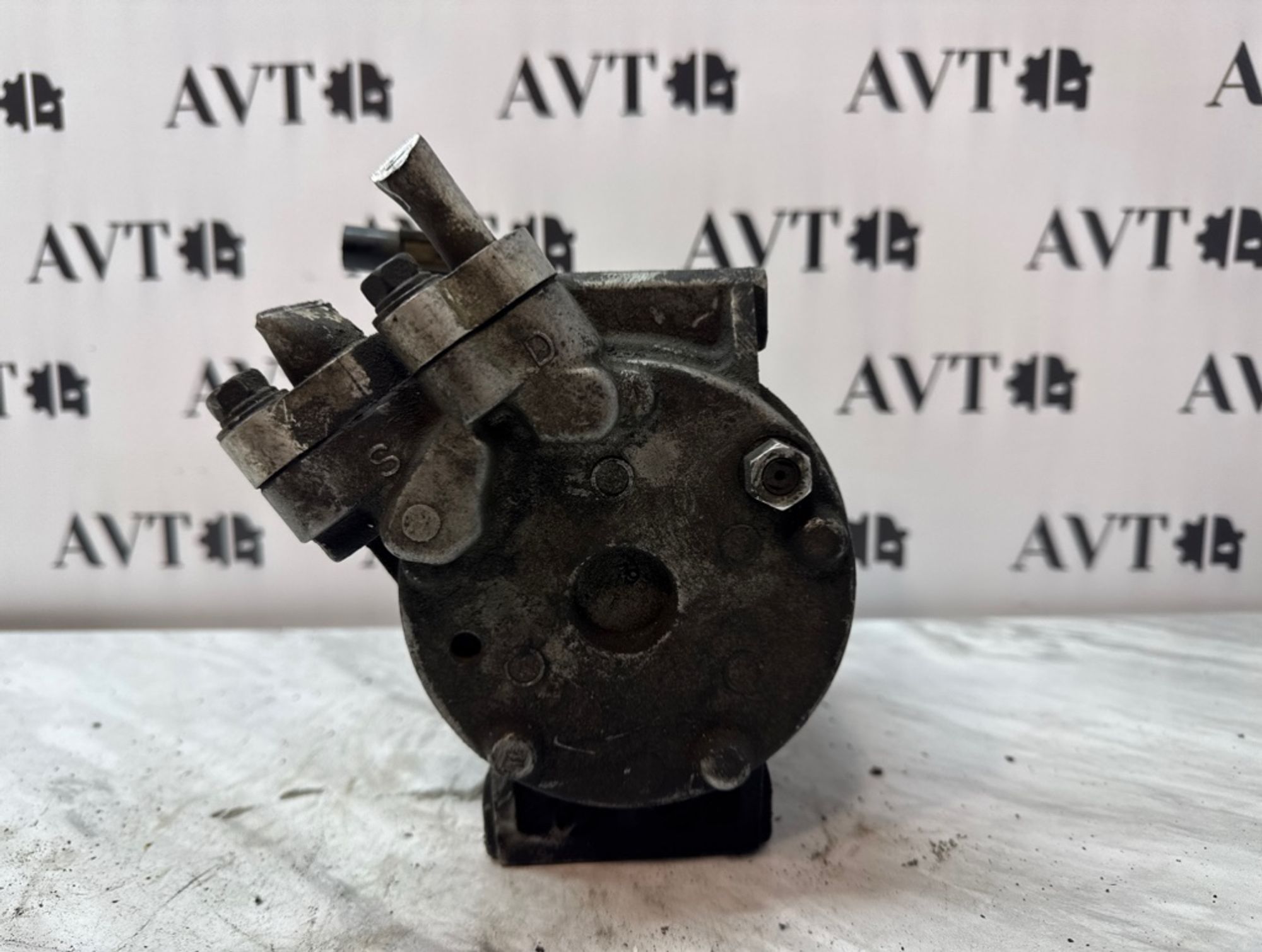 Компрессор кондиционера Mitsubishi L200 4D56U, 12000 рублей, Ростов-на-Дону