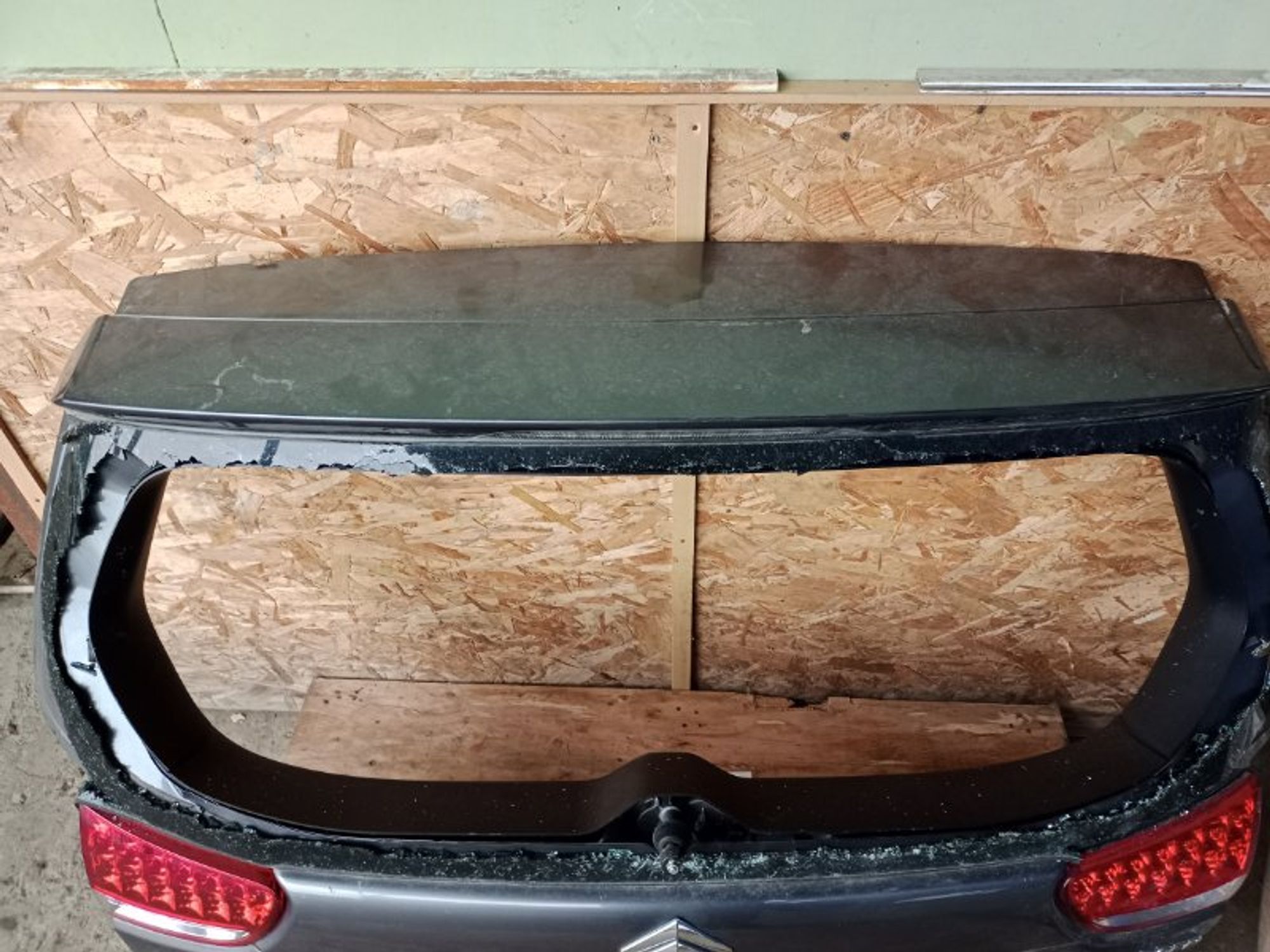 Крышка багажника Citroen C-Crosser, 12000 рублей, Ростов-на-Дону