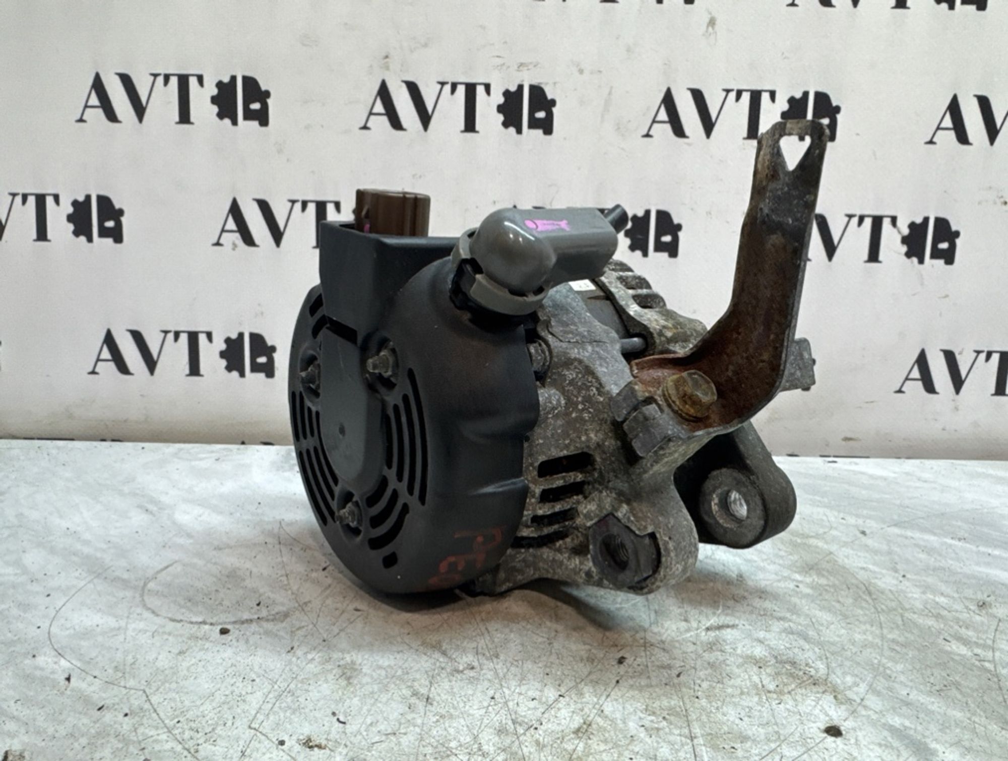 Генератор Toyota Yaris 1NR-FE, 5000 рублей, Ростов-на-Дону