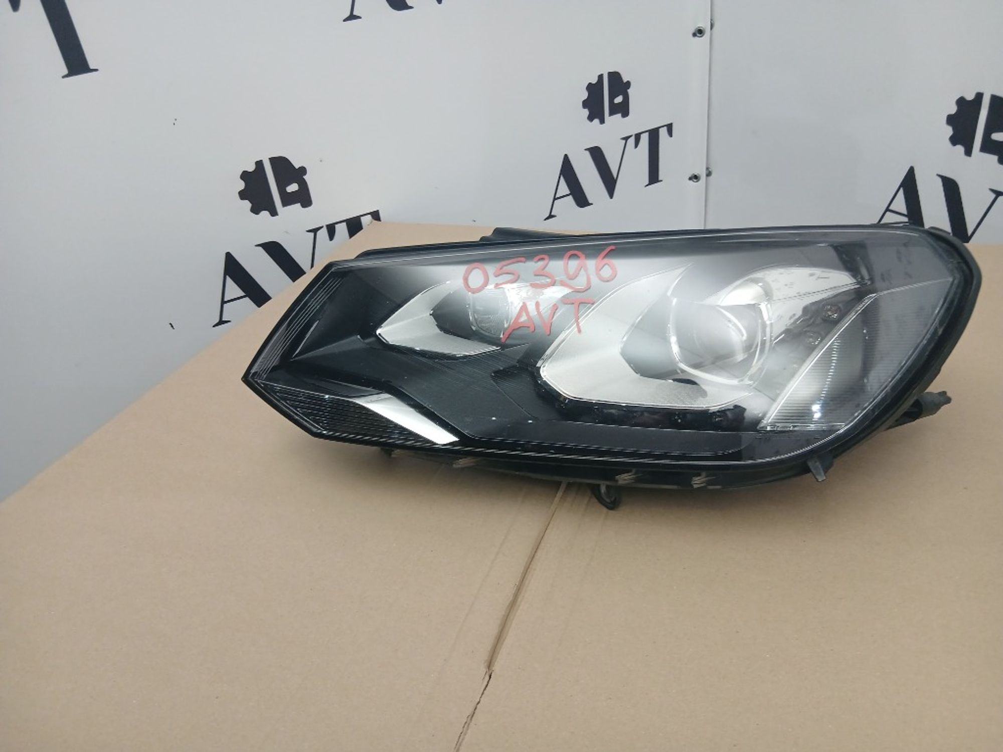 Фара ксеноновая передняя левая Volkswagen Touareg, 35000 рублей, Ростов-на-Дону