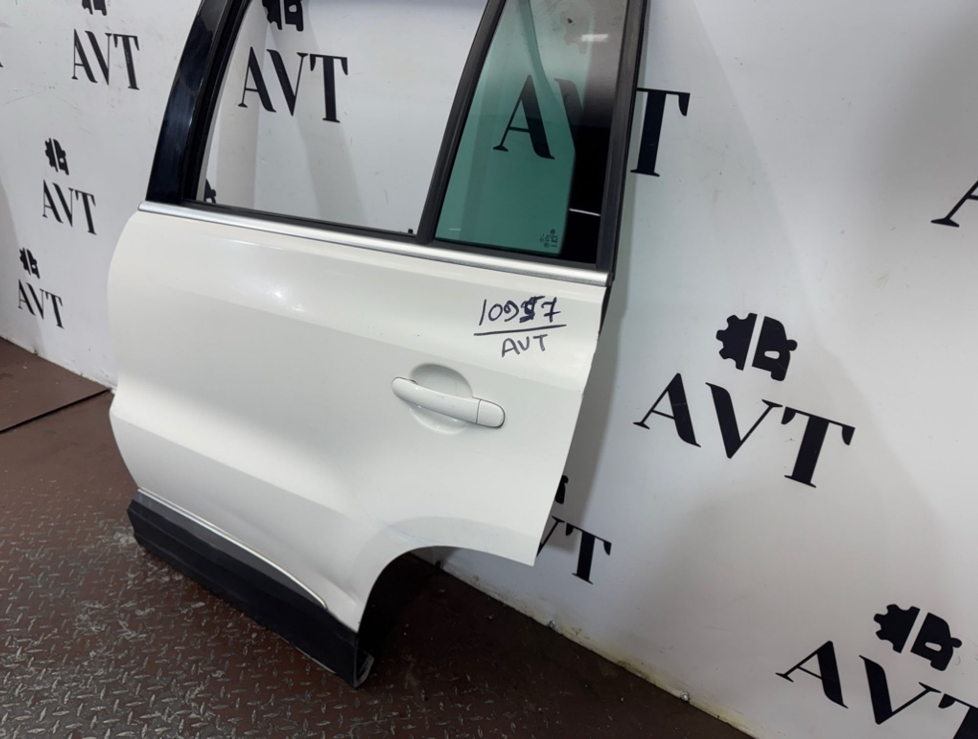 Дверь боковая задняя левая Volkswagen Tiguan NF, 30000 рублей, Ростов-на-Дону