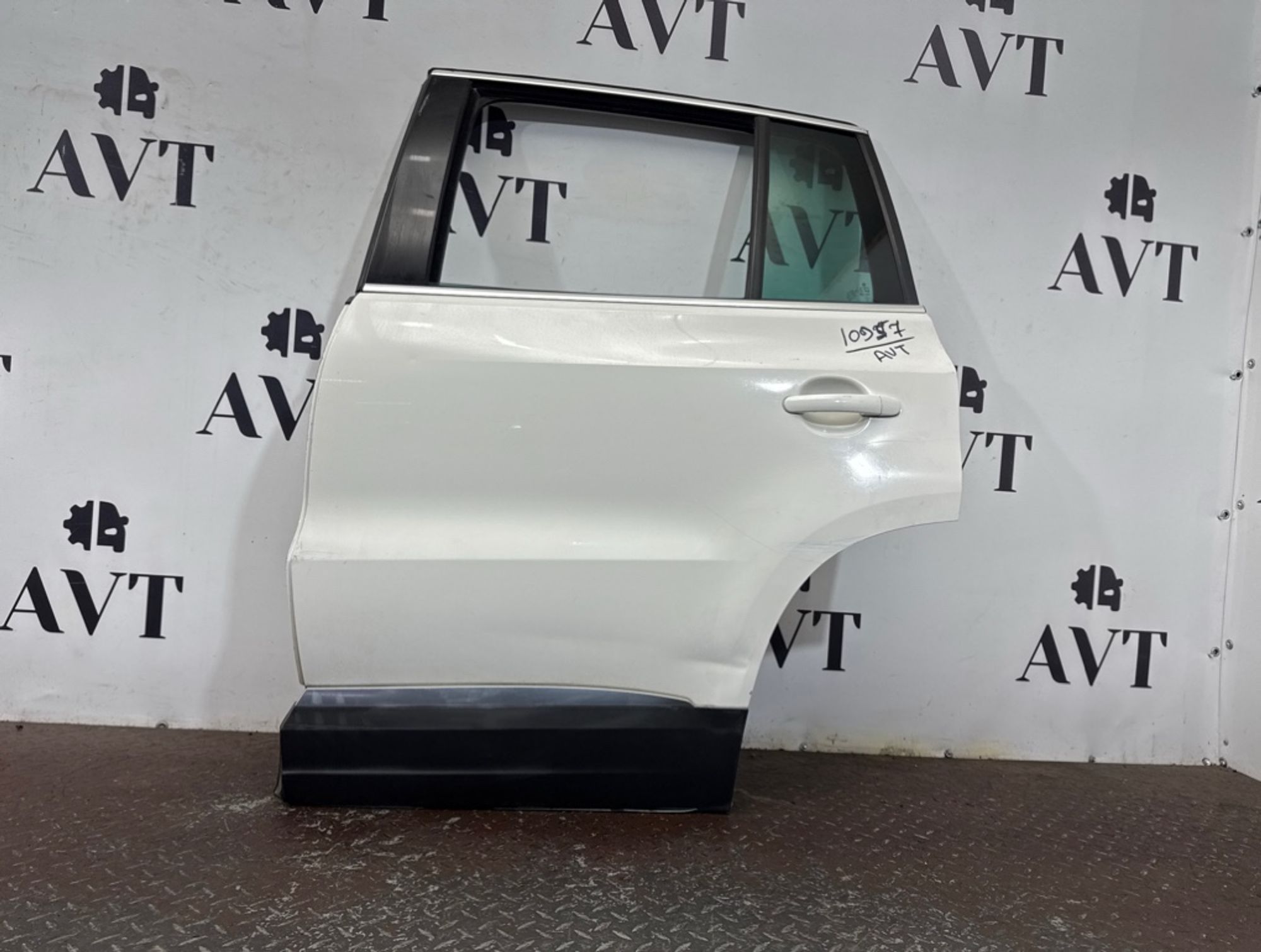 Дверь боковая задняя левая Volkswagen Tiguan NF, 30000 рублей, Ростов-на-Дону