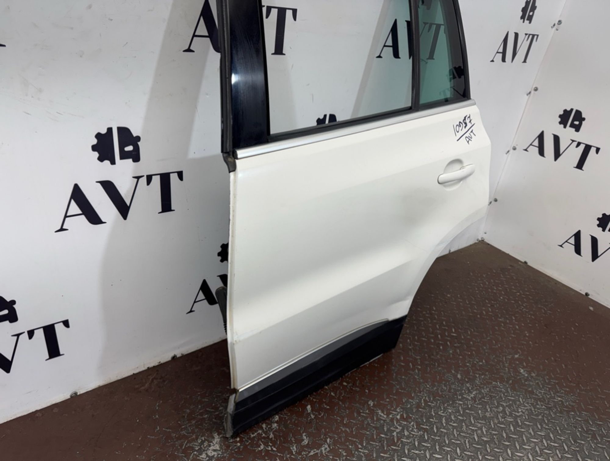 Дверь боковая задняя левая Volkswagen Tiguan NF, 30000 рублей, Ростов-на-Дону