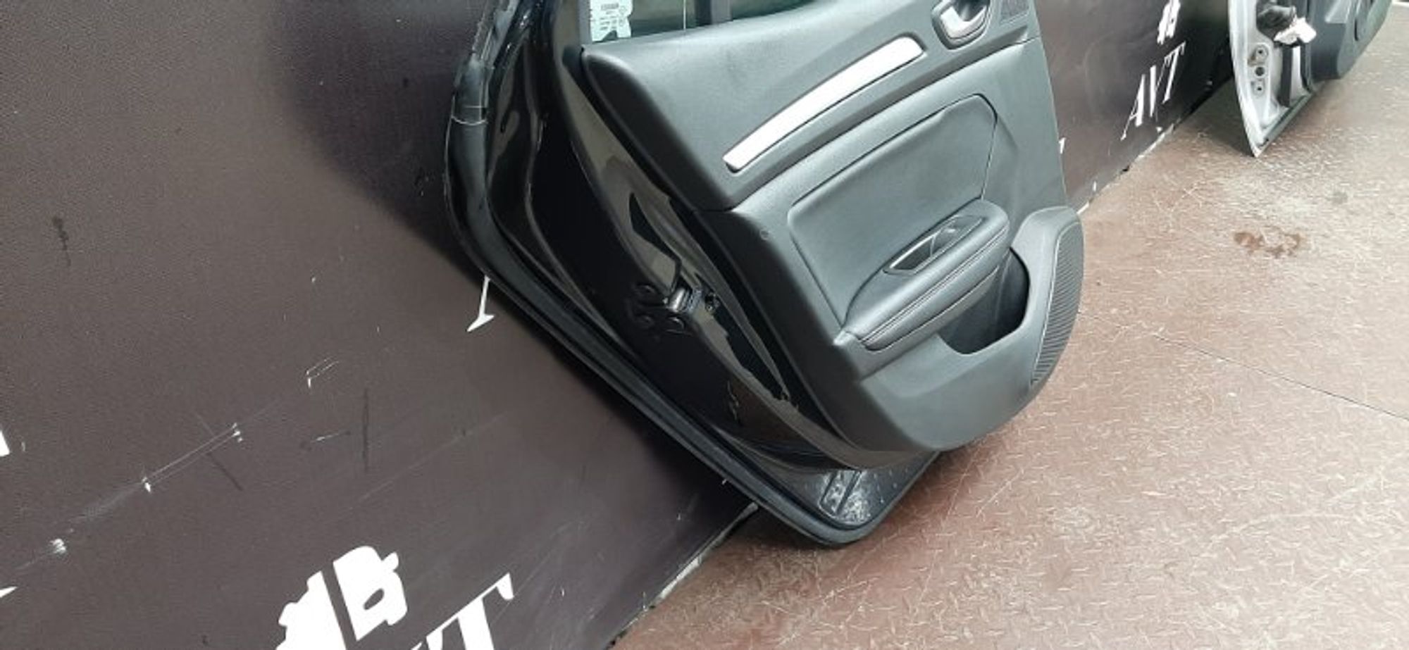 Дверь боковая задняя левая Renault Megane 4, 35000 рублей, Ростов-на-Дону