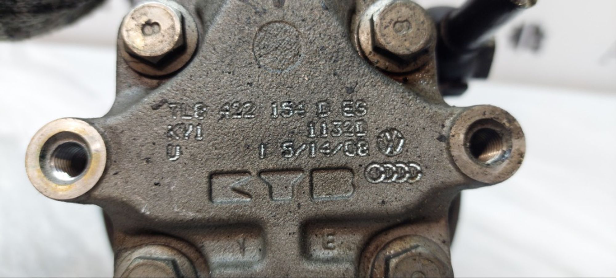 Насос гидроусилителя руля Volkswagen Touareg GP, 5000 рублей, Ростов-на-Дону