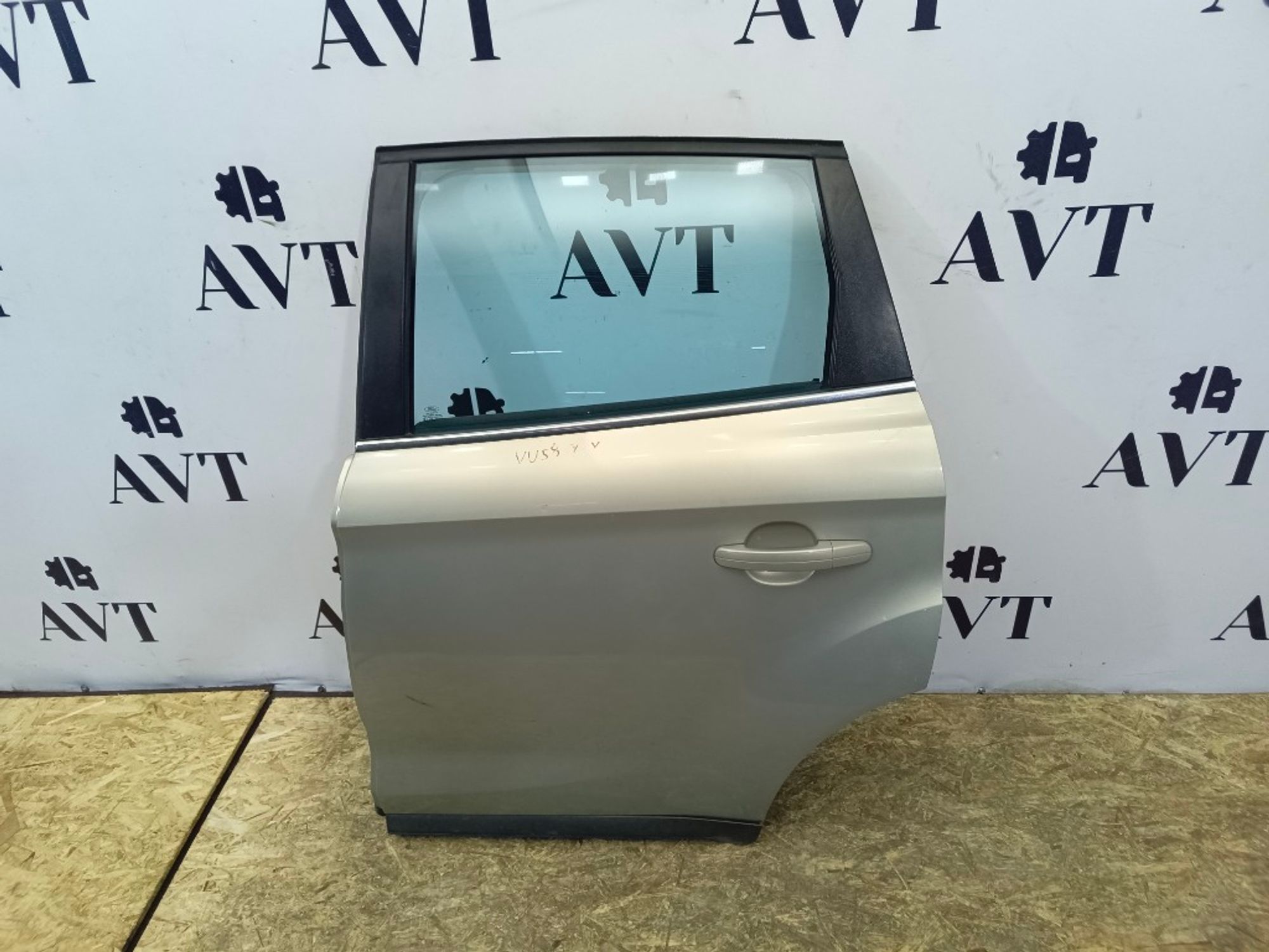 Дверь боковая задняя левая Ford Kuga, 8000 рублей, Ростов-на-Дону