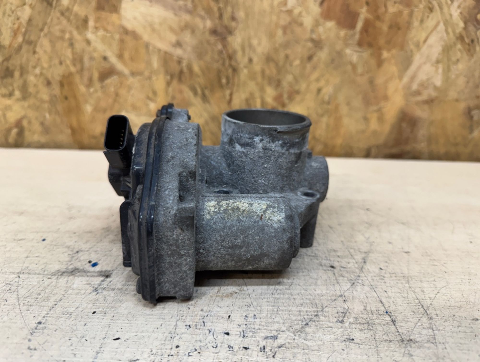 Дроссельная заслонка Ford Focus ASDA, 1500 рублей, Ростов-на-Дону