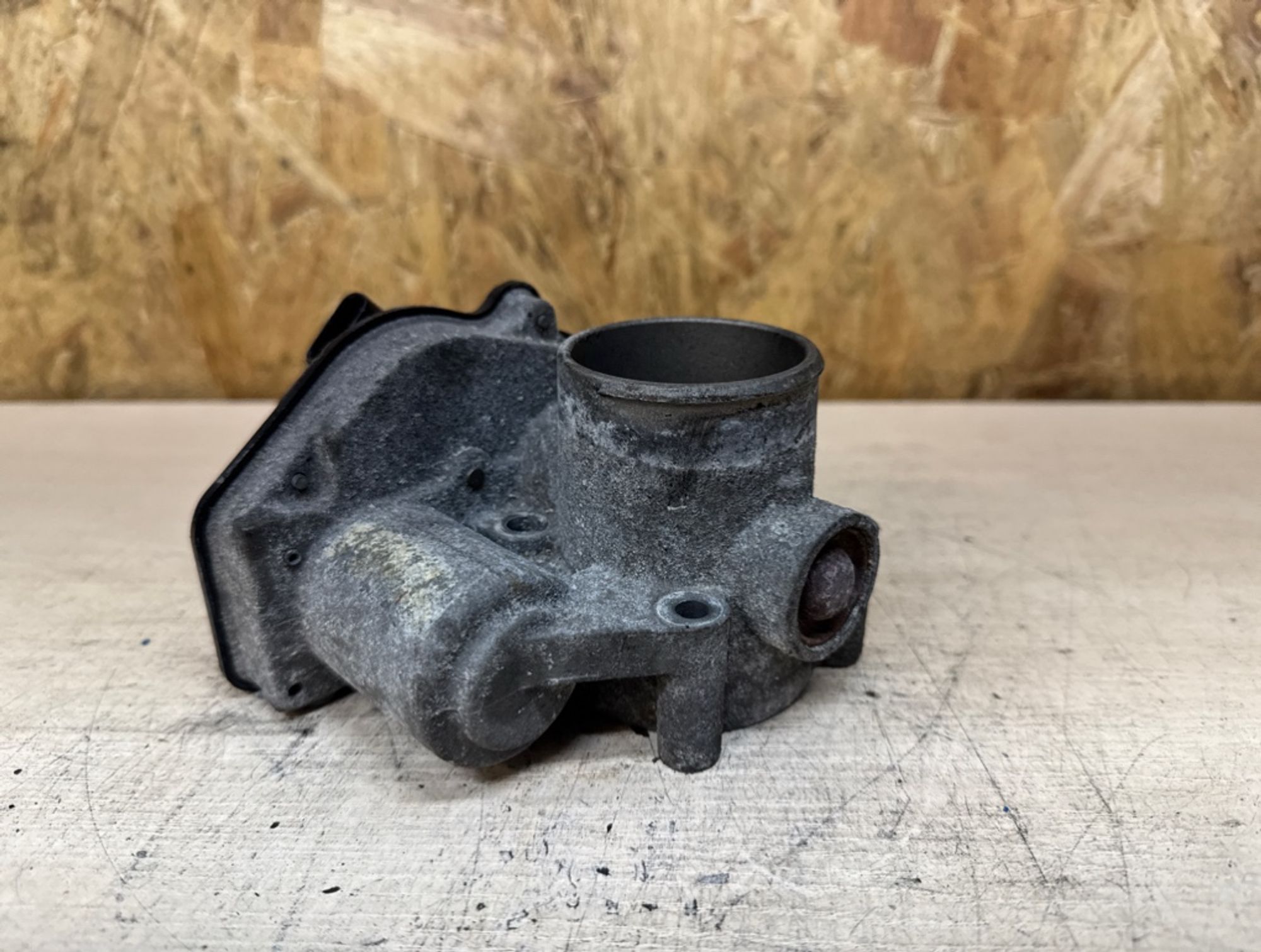 Дроссельная заслонка Ford Focus ASDA, 1500 рублей, Ростов-на-Дону