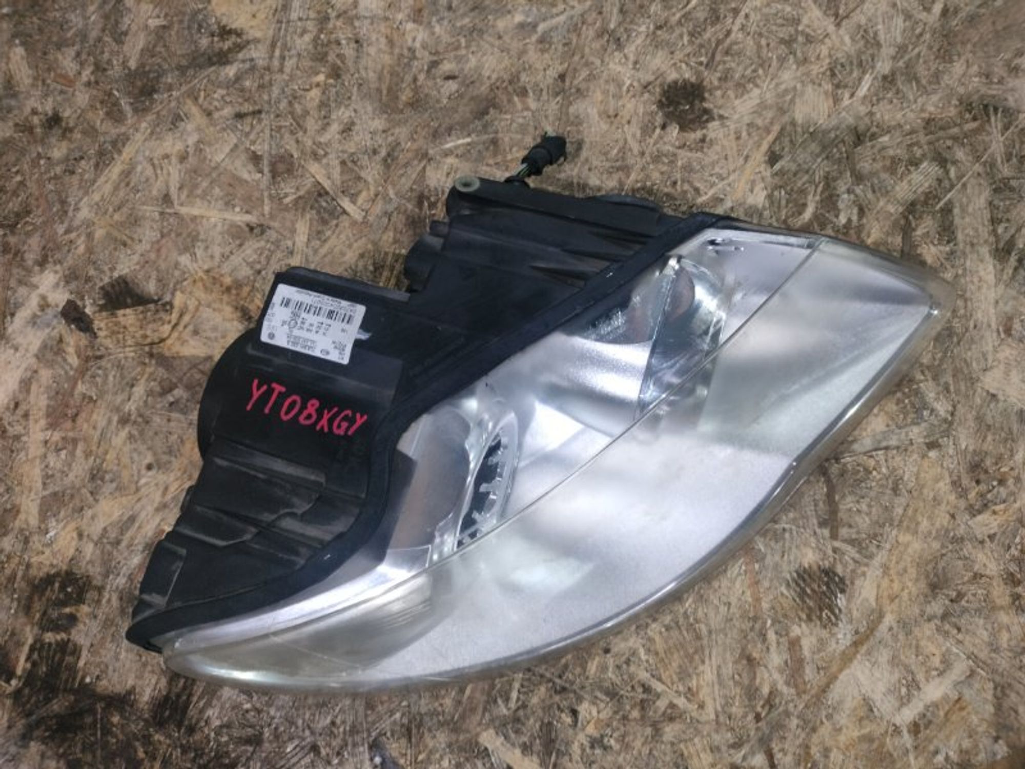 Фара галогеновая правая Volkswagen Touareg GP, 21000 рублей, Ростов-на-Дону