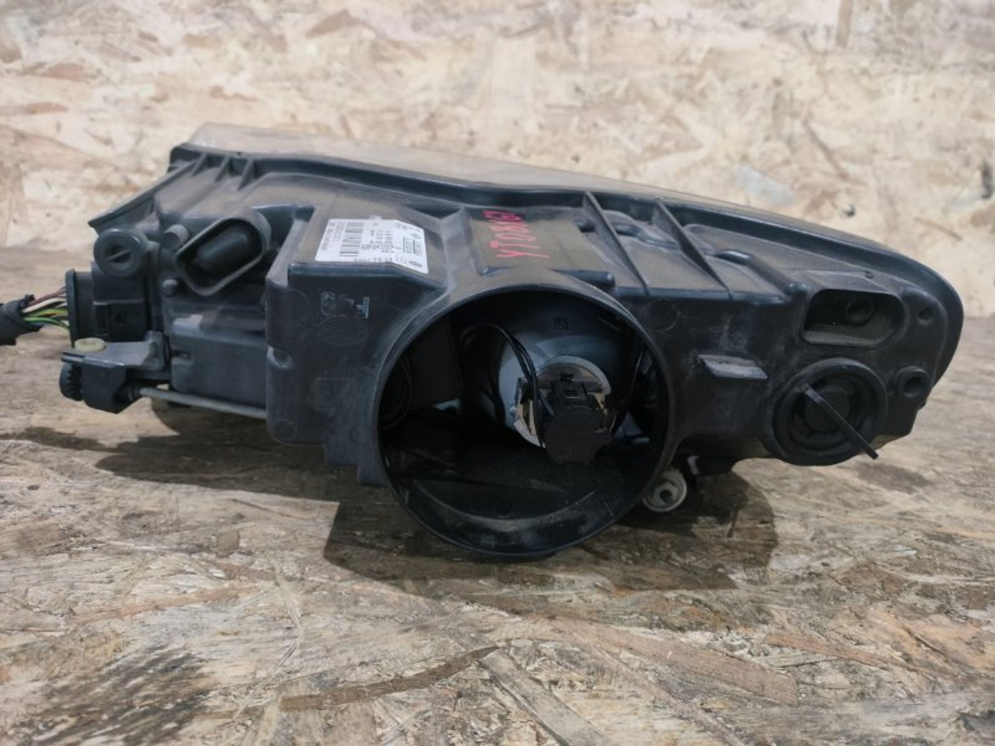 Фара галогеновая правая Volkswagen Touareg GP, 21000 рублей, Ростов-на-Дону