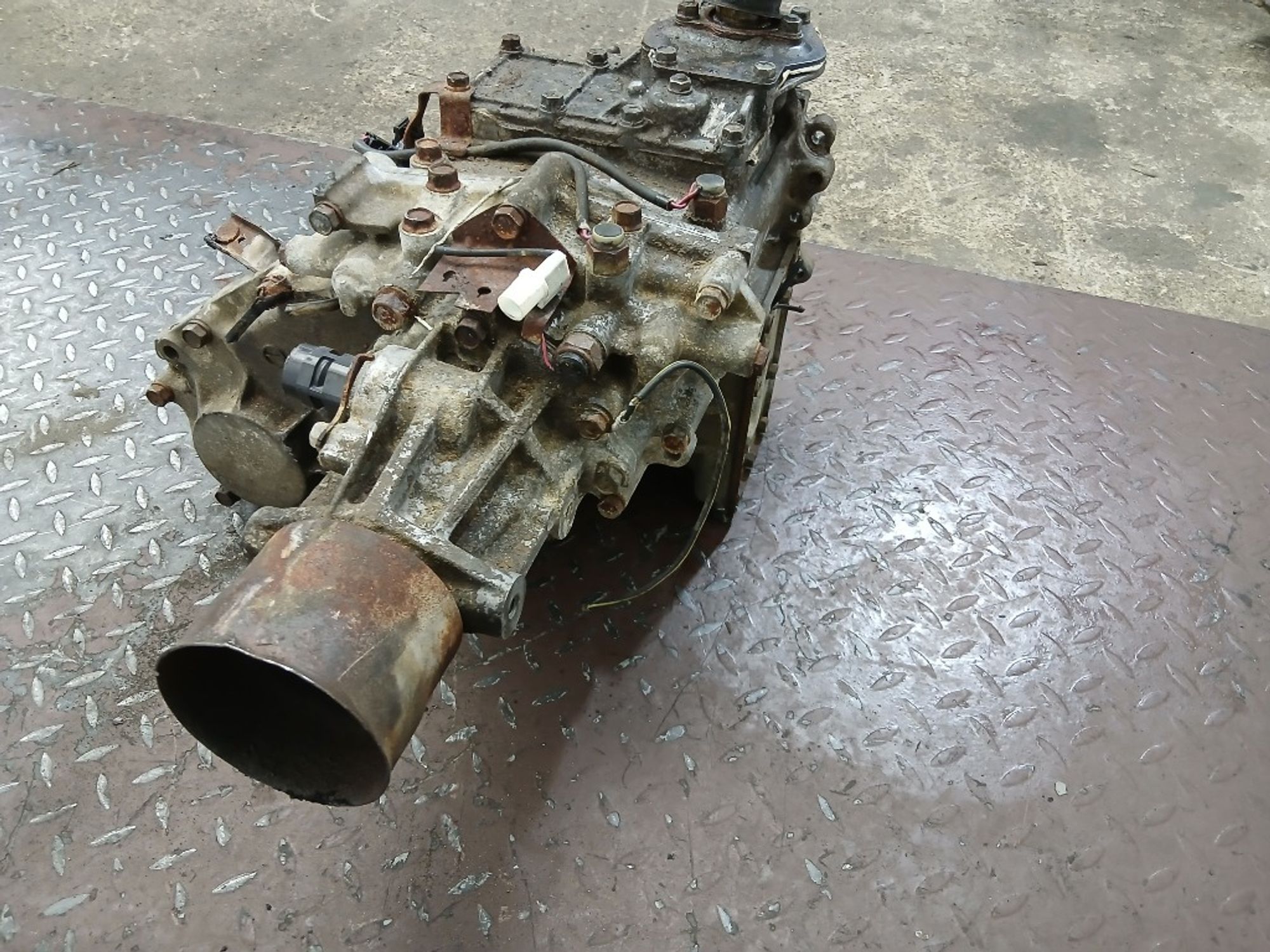 Раздаточная коробка Mitsubishi Pajero 4 6G72, 25000 рублей, Ростов-на-Дону