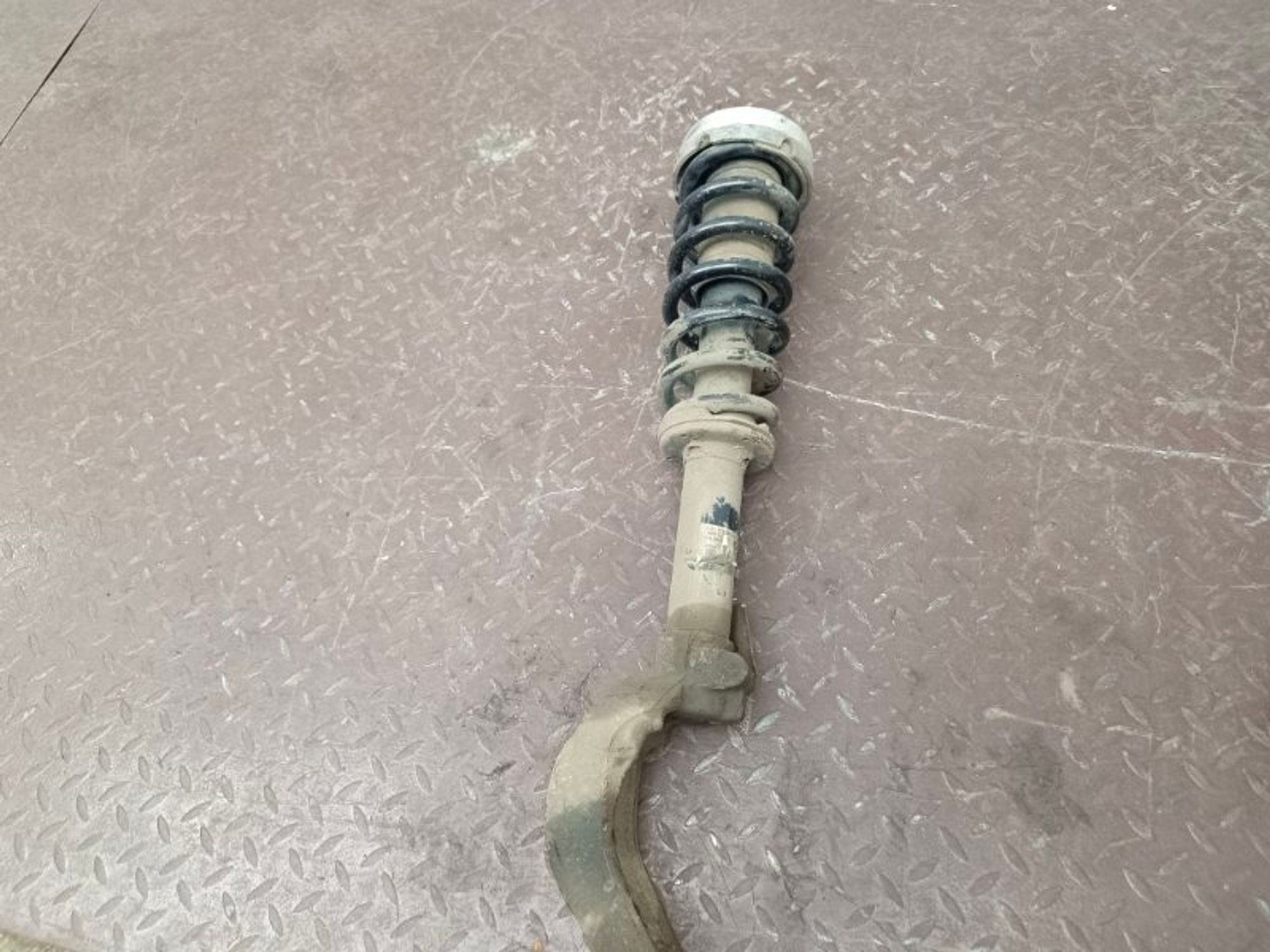 Стойка подвески передняя левая BMW X5 E70 N57D30B, 7000 рублей, Ростов-на-Дону