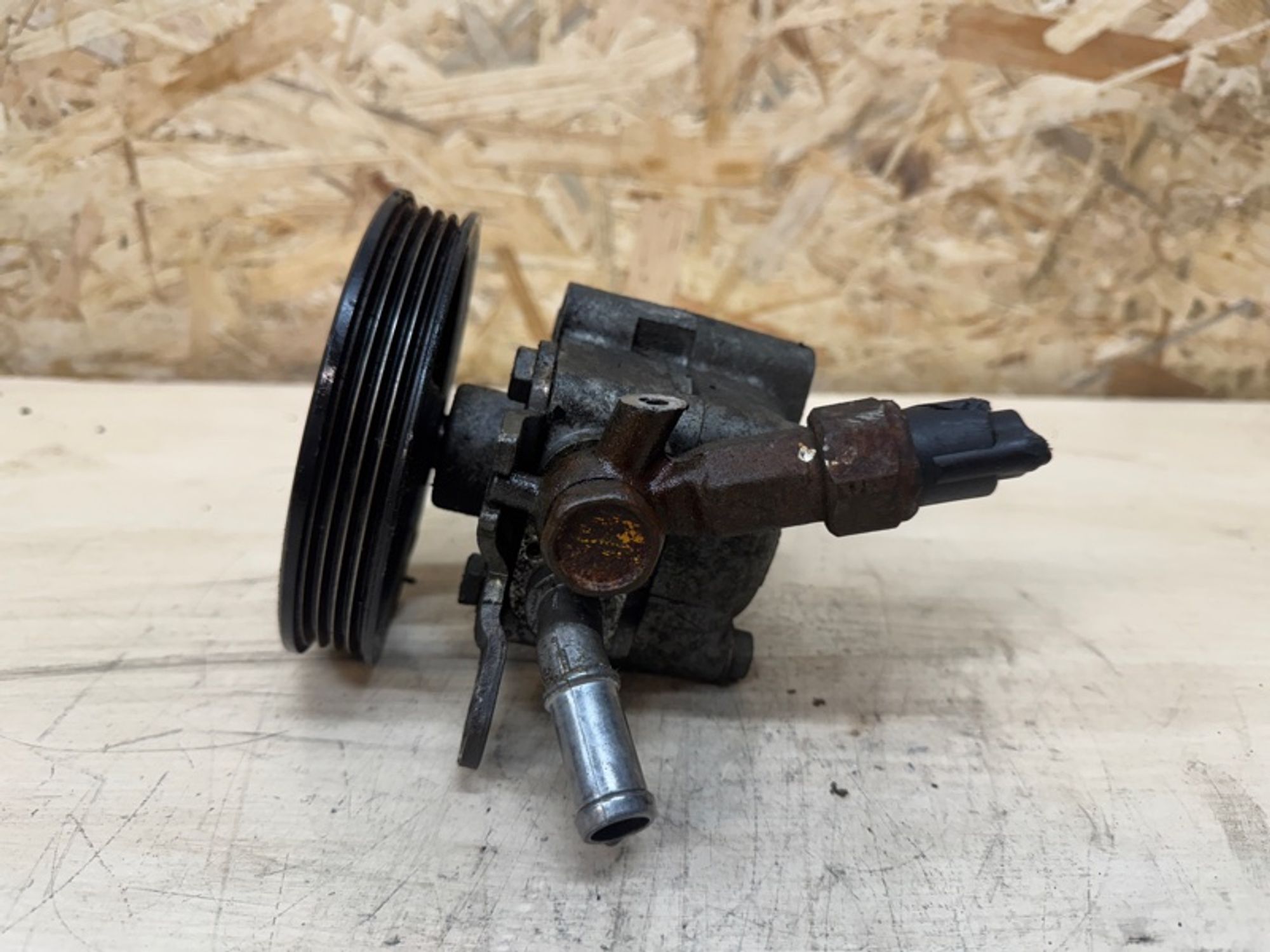 Насос гидроусилителя руля Nissan Almera QG18DE, 3000 рублей, Ростов-на-Дону