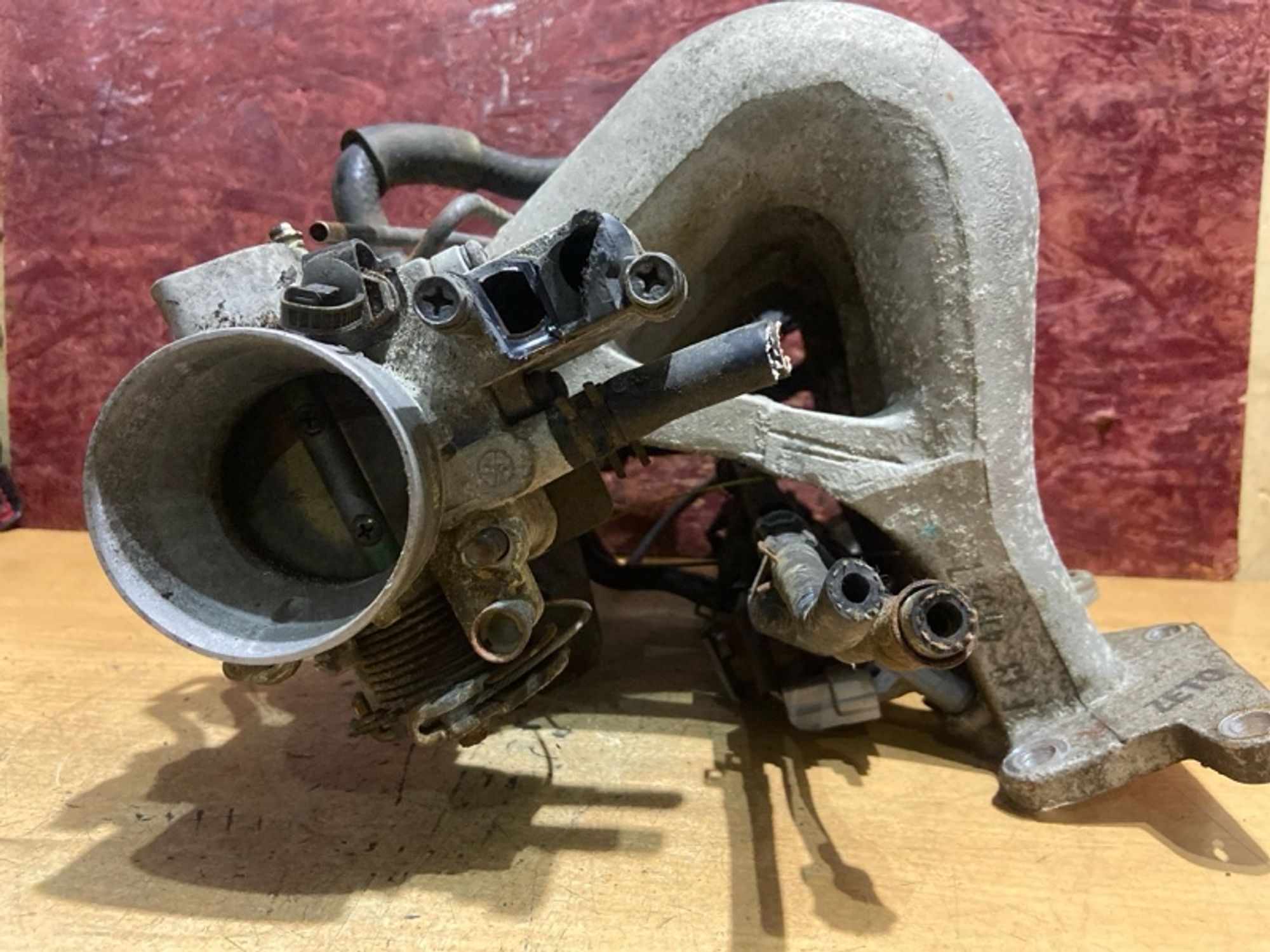 Коллектор впускной KIA Magentis G4JP, 2000 рублей, Ростов-на-Дону