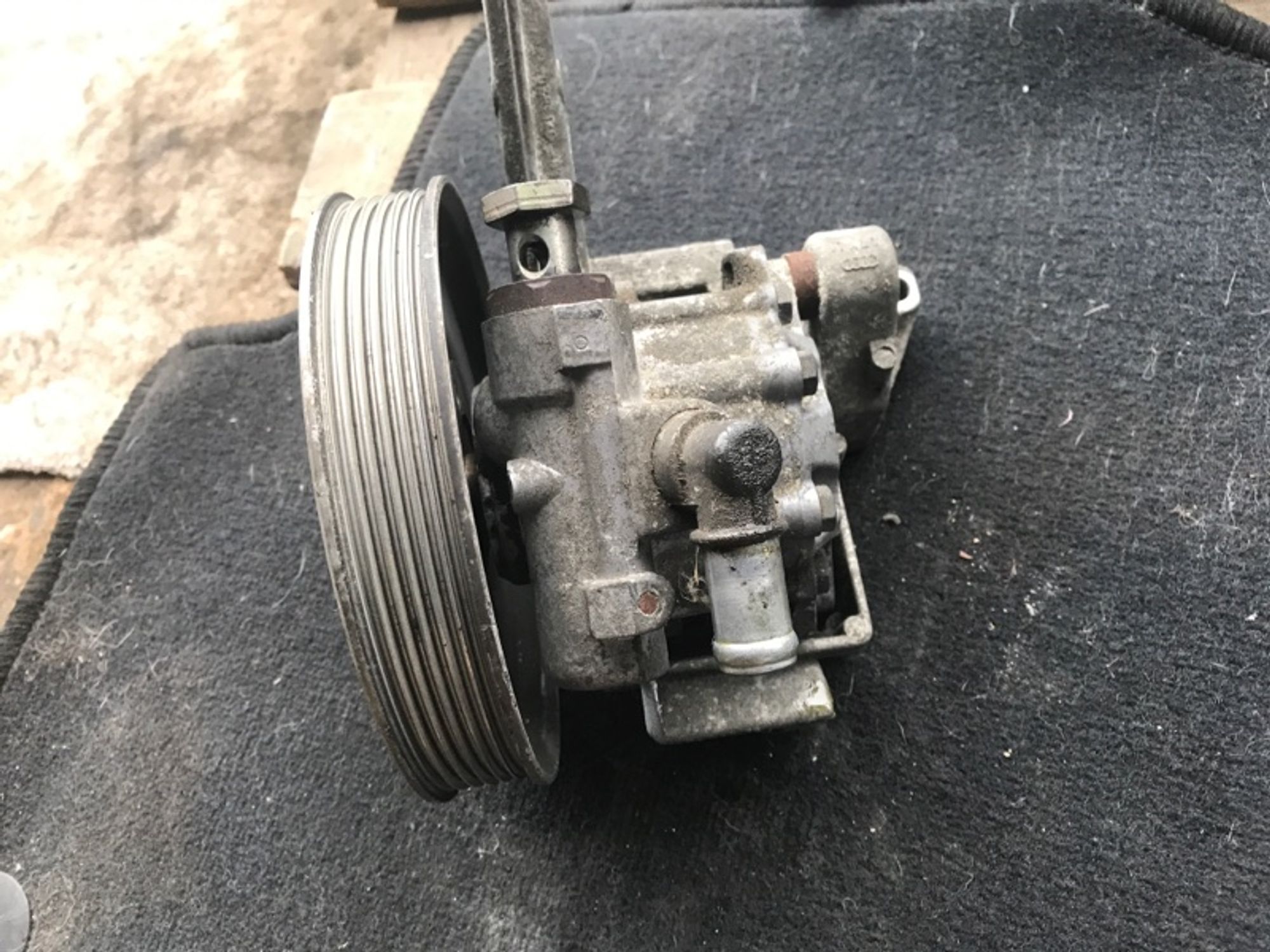 Насос гидроусилителя руля Audi A4 BDV, 4000 рублей, Ростов-на-Дону