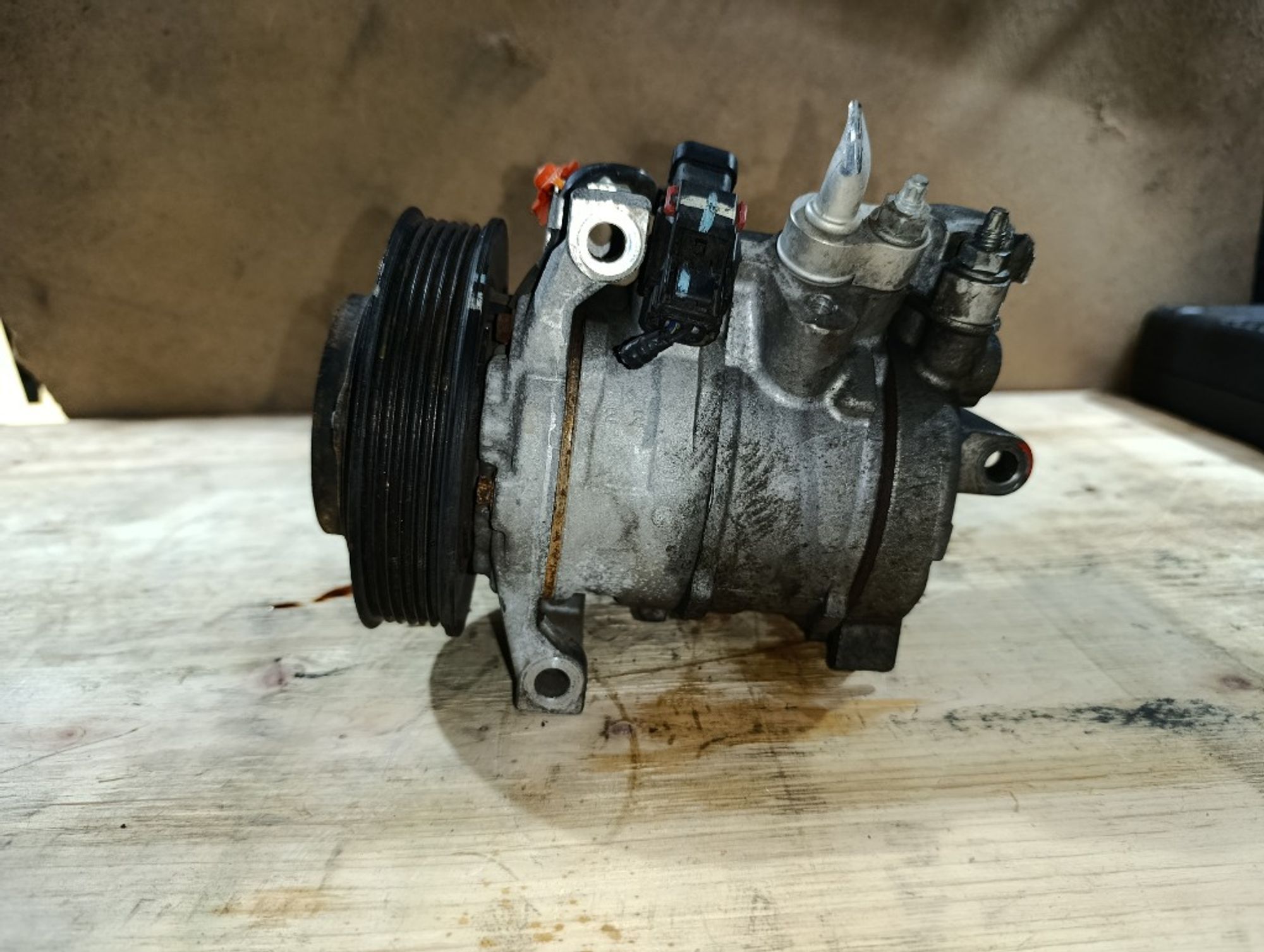 Компрессор кондиционера Jeep Grand Cherokee WK2, 10000 рублей, Ростов-на-Дону