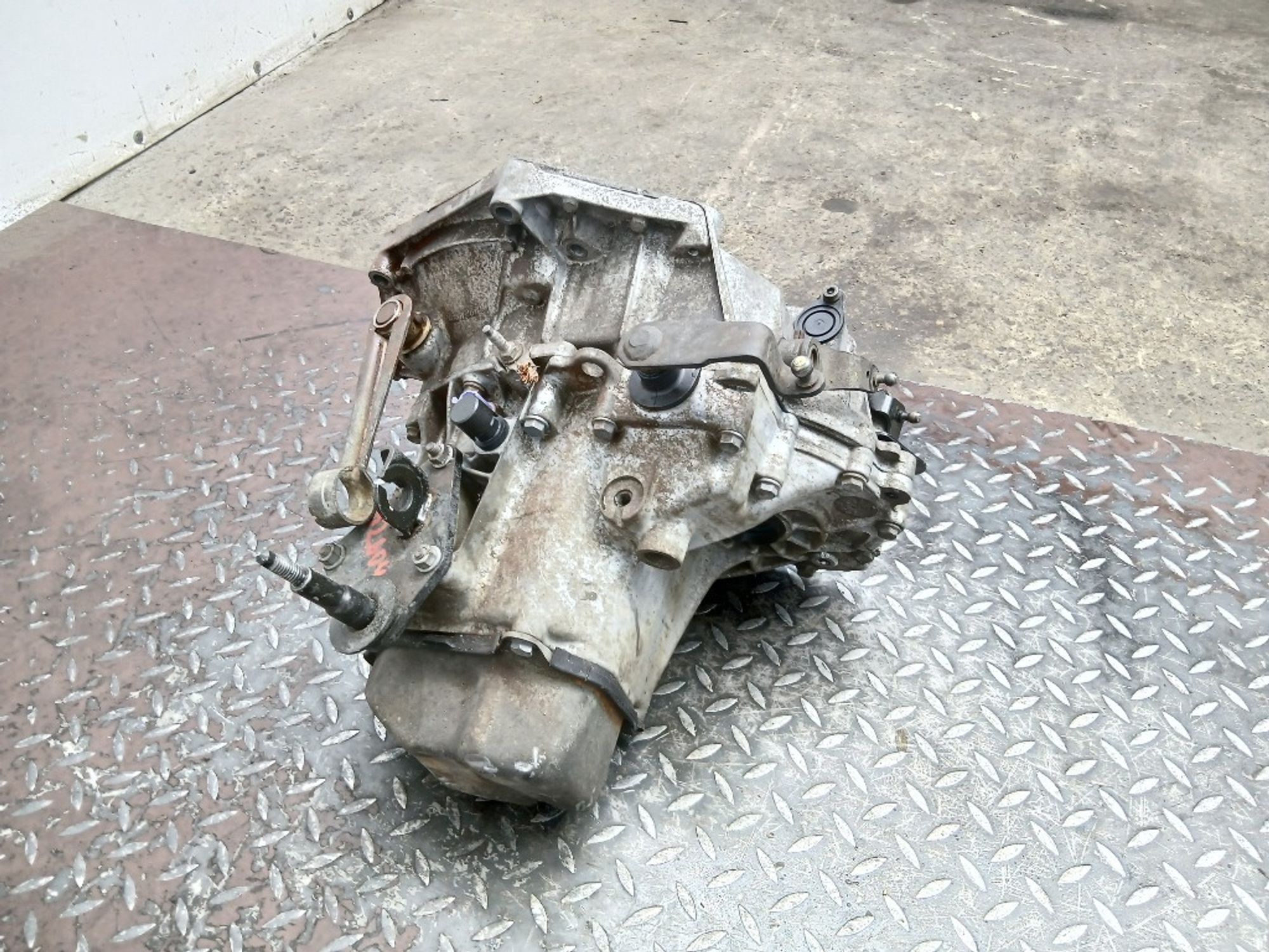 МКПП Peugeot 207 KFW, 18000 рублей, Ростов-на-Дону