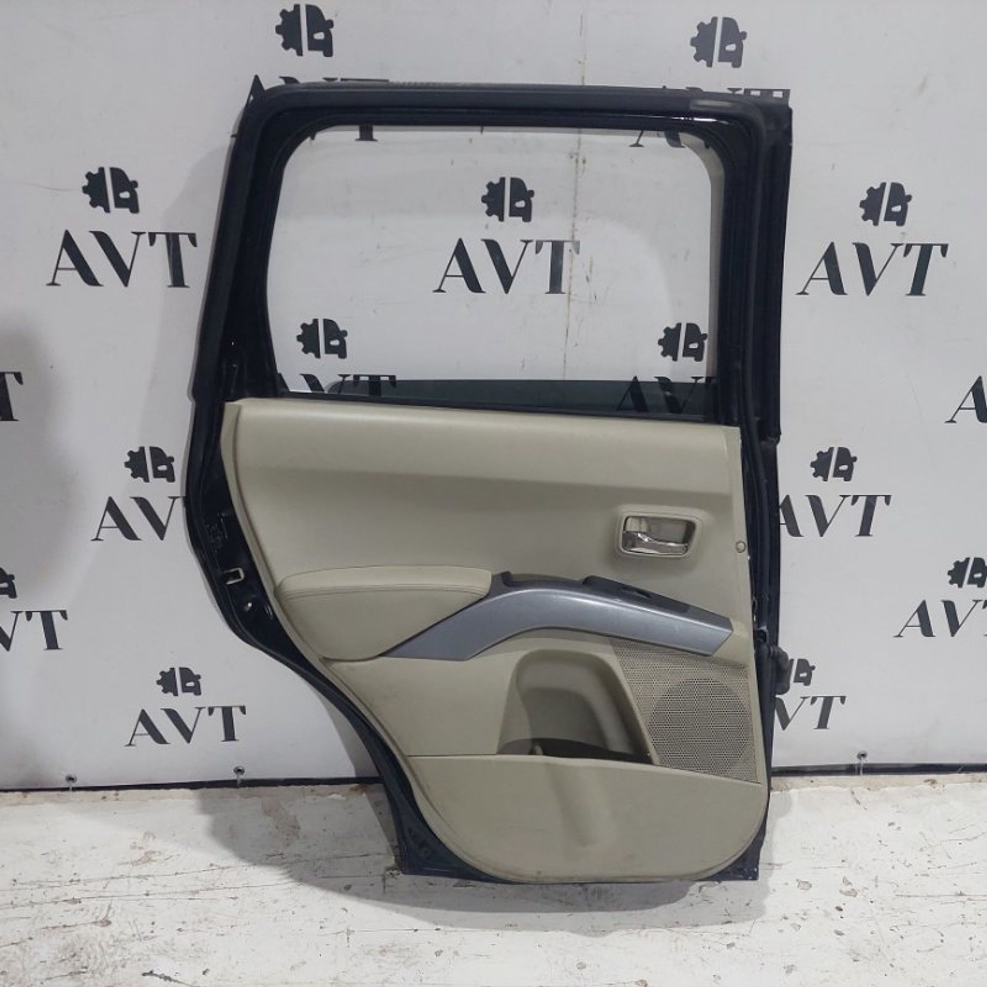 Дверь боковая задняя левая Citroen C-Crosser, 17000 рублей, Ростов-на-Дону