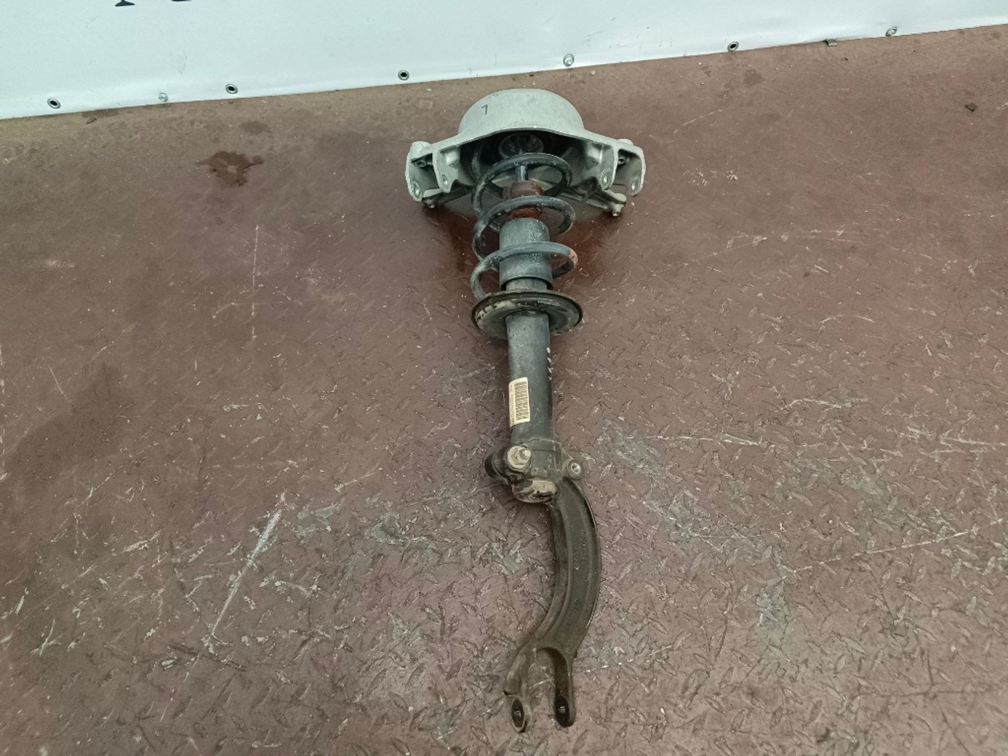 Стойка подвески передняя левая Audi A4 B8 CABA, 5000 рублей, Ростов-на-Дону