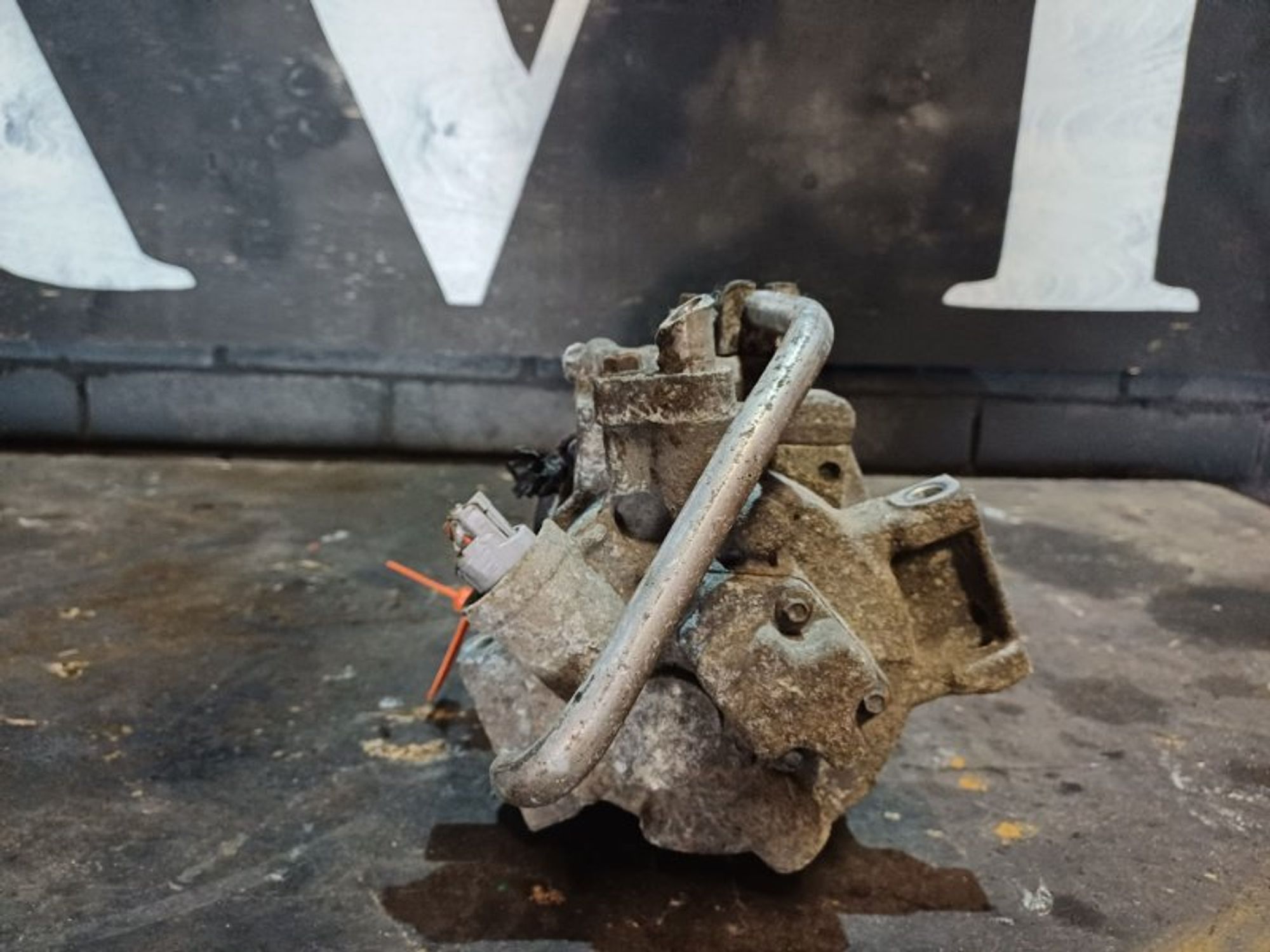 Компрессор кондиционера Toyota Auris 1ZR-FE, 7000 рублей, Ростов-на-Дону