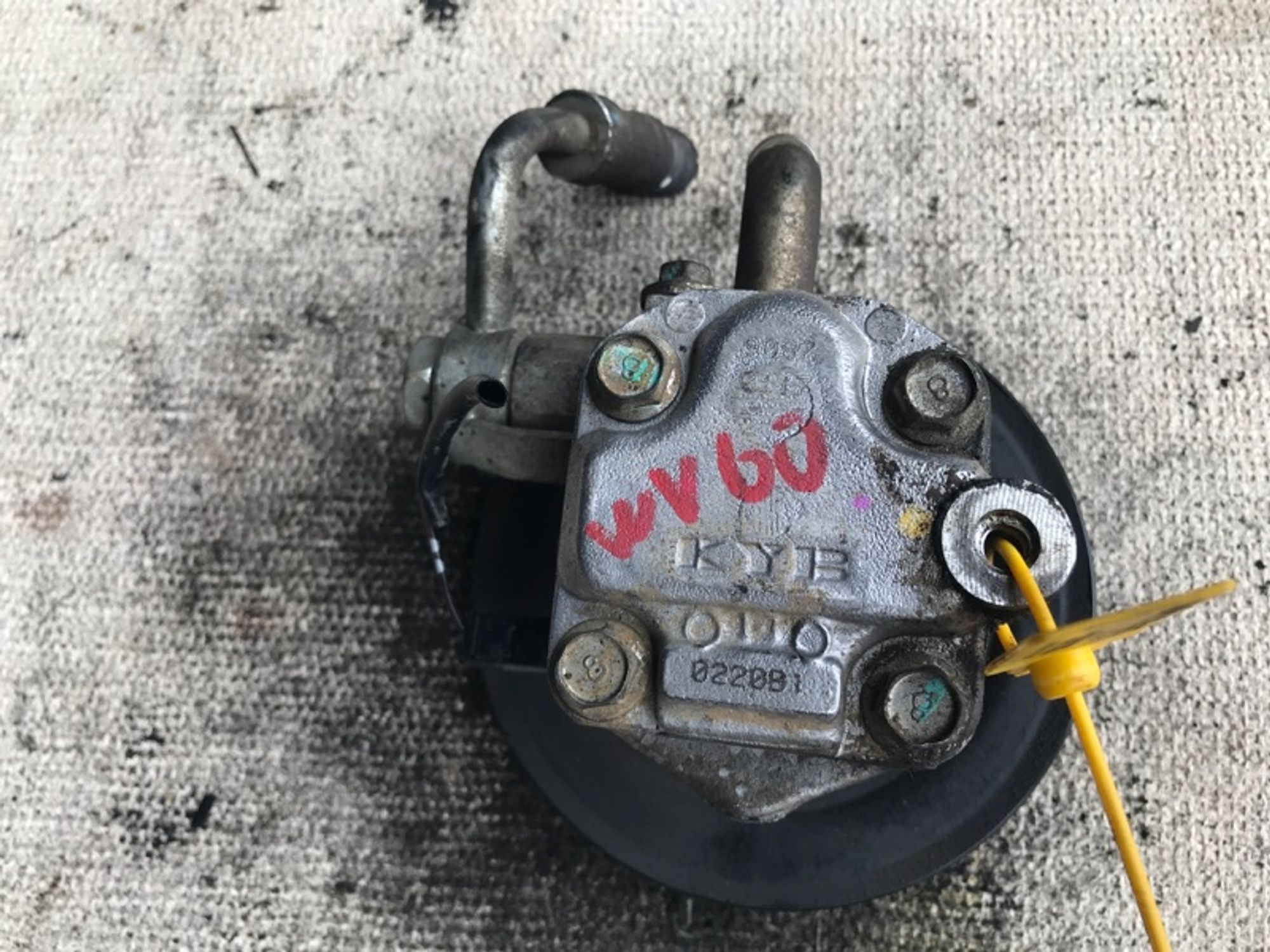 Насос гидроусилителя руля Mitsubishi L200 4D56U, 3000 рублей, Ростов-на-Дону