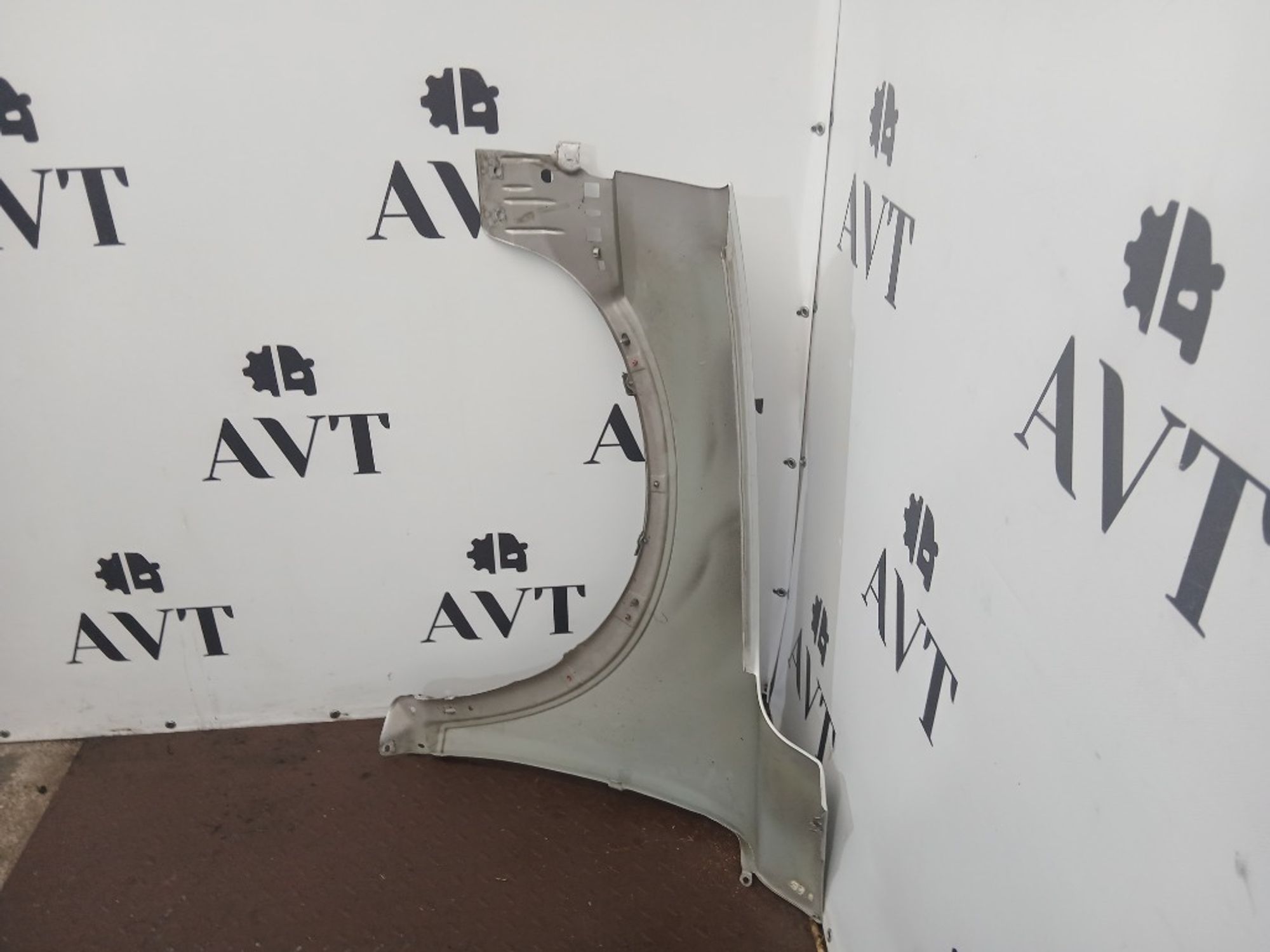 Крыло переднее правое Volvo XC90 D5244T18, 10000 рублей, Ростов-на-Дону