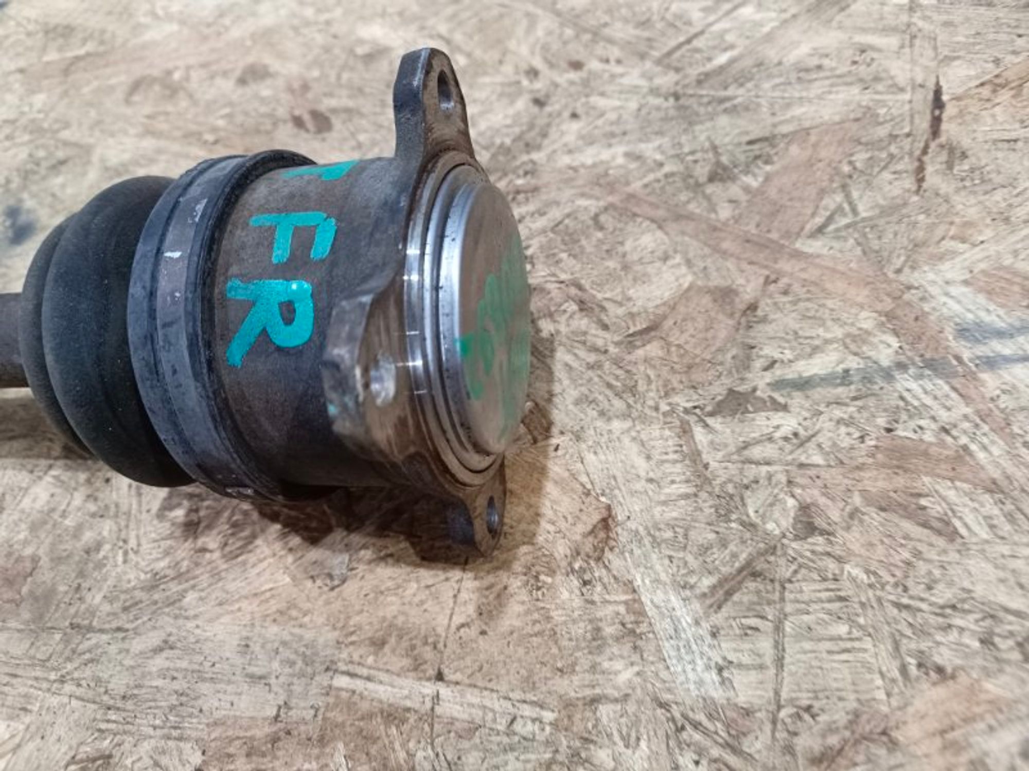 Привод передний правый Mitsubishi L200 4M41U, 15000 рублей, Ростов-на-Дону