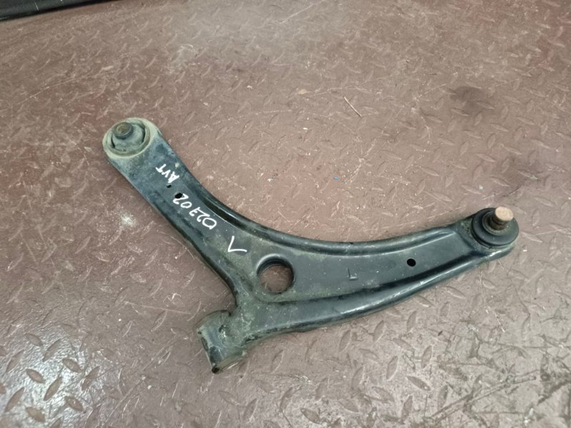 Рычаг подвески нижний передний левый Mitsubishi, 3000 рублей, Ростов-на-Дону