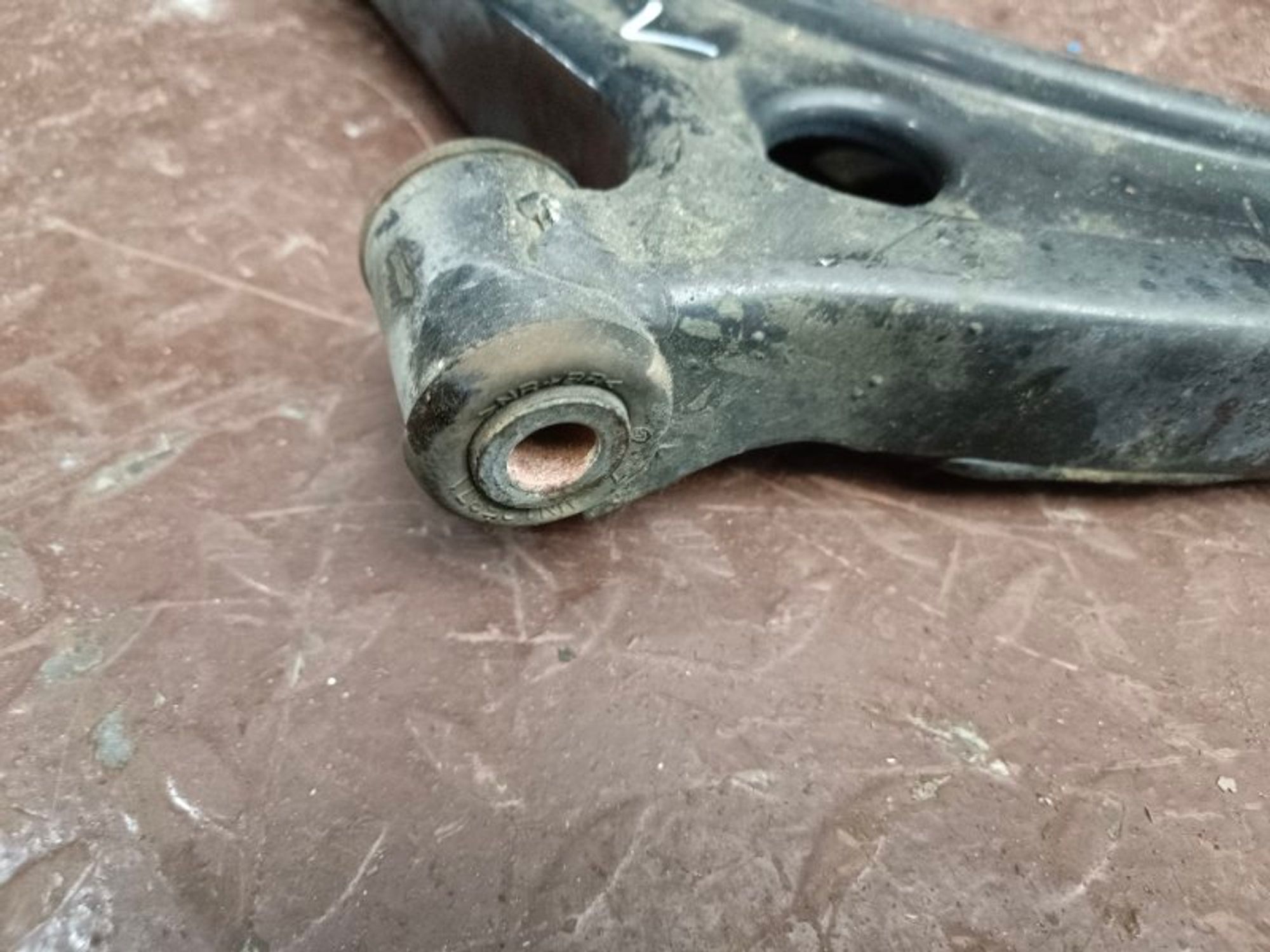 Рычаг подвески нижний передний левый Mitsubishi, 3000 рублей, Ростов-на-Дону