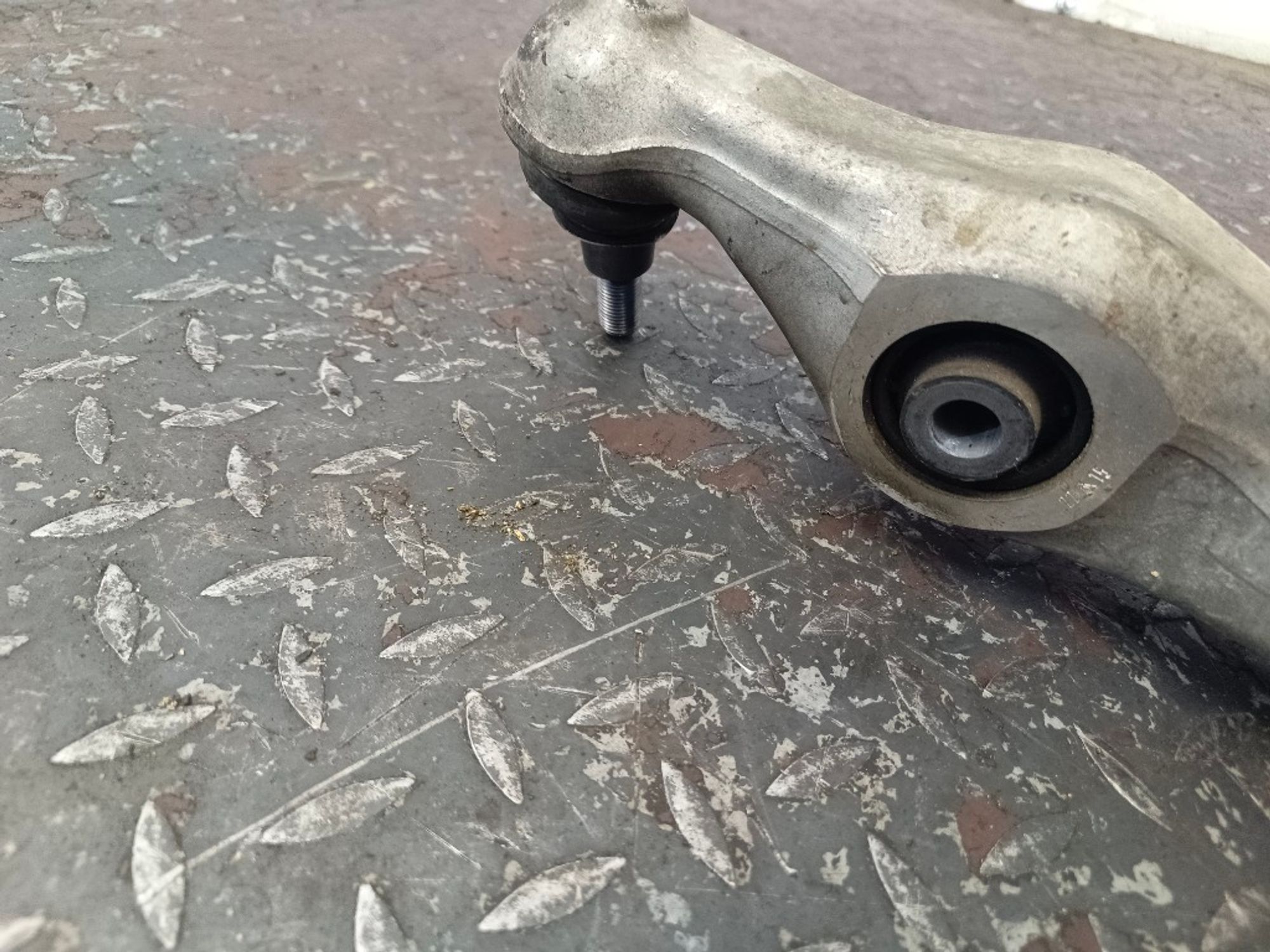 Рычаг подвески нижний передний левый Volkswagen, 6000 рублей, Ростов-на-Дону