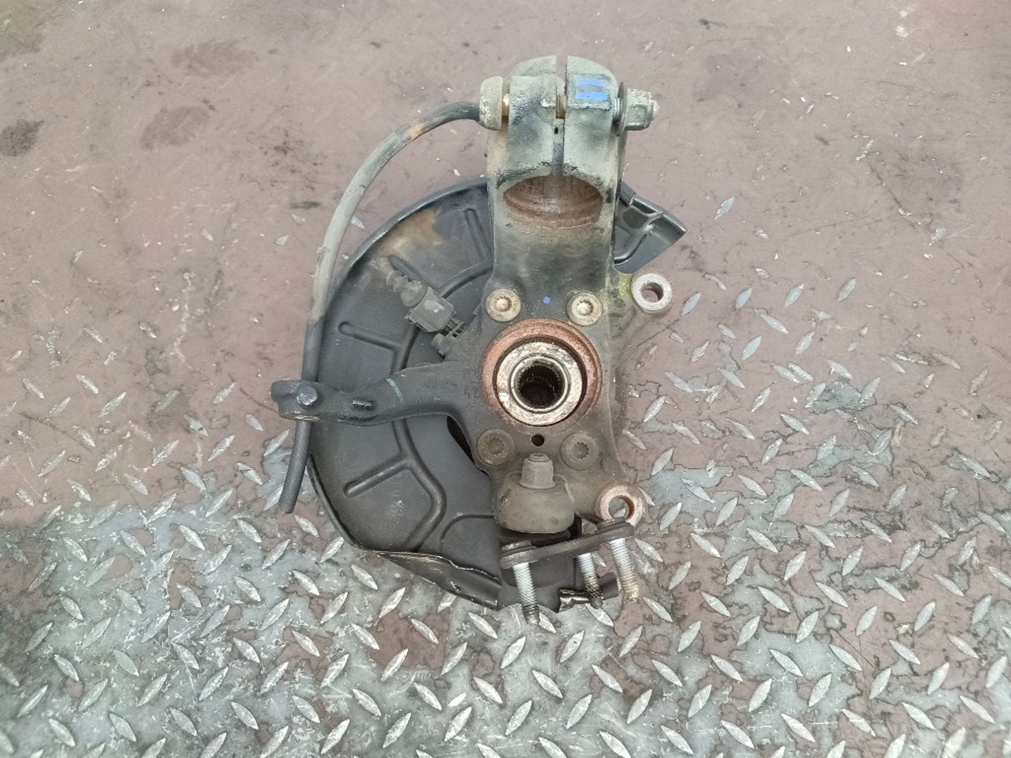 Кулак поворотный передний левый Audi Q3 8U, 3000 рублей, Ростов-на-Дону