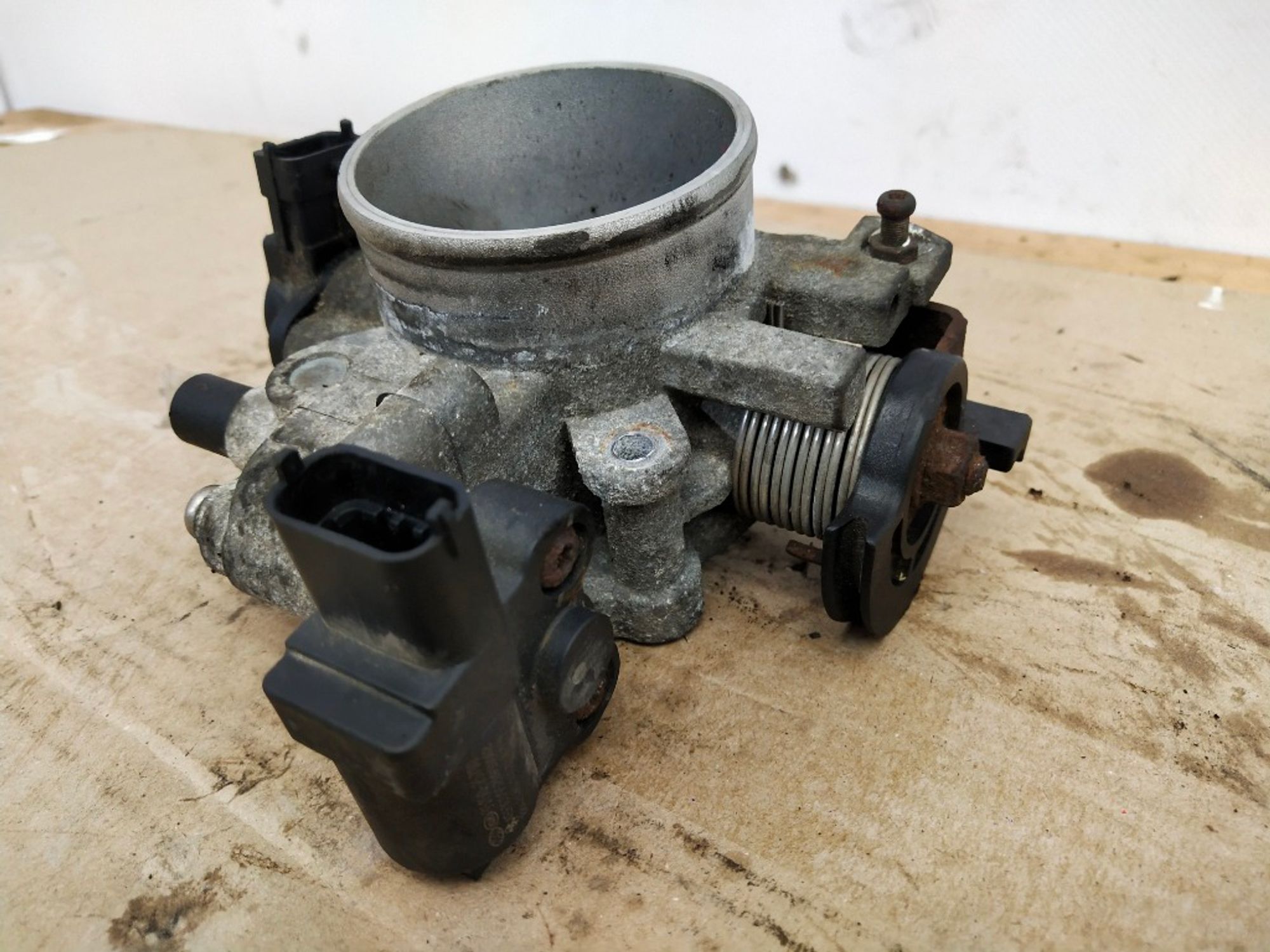 Дроссельная заслонка KIA Carens G4KA, 2500 рублей, Ростов-на-Дону