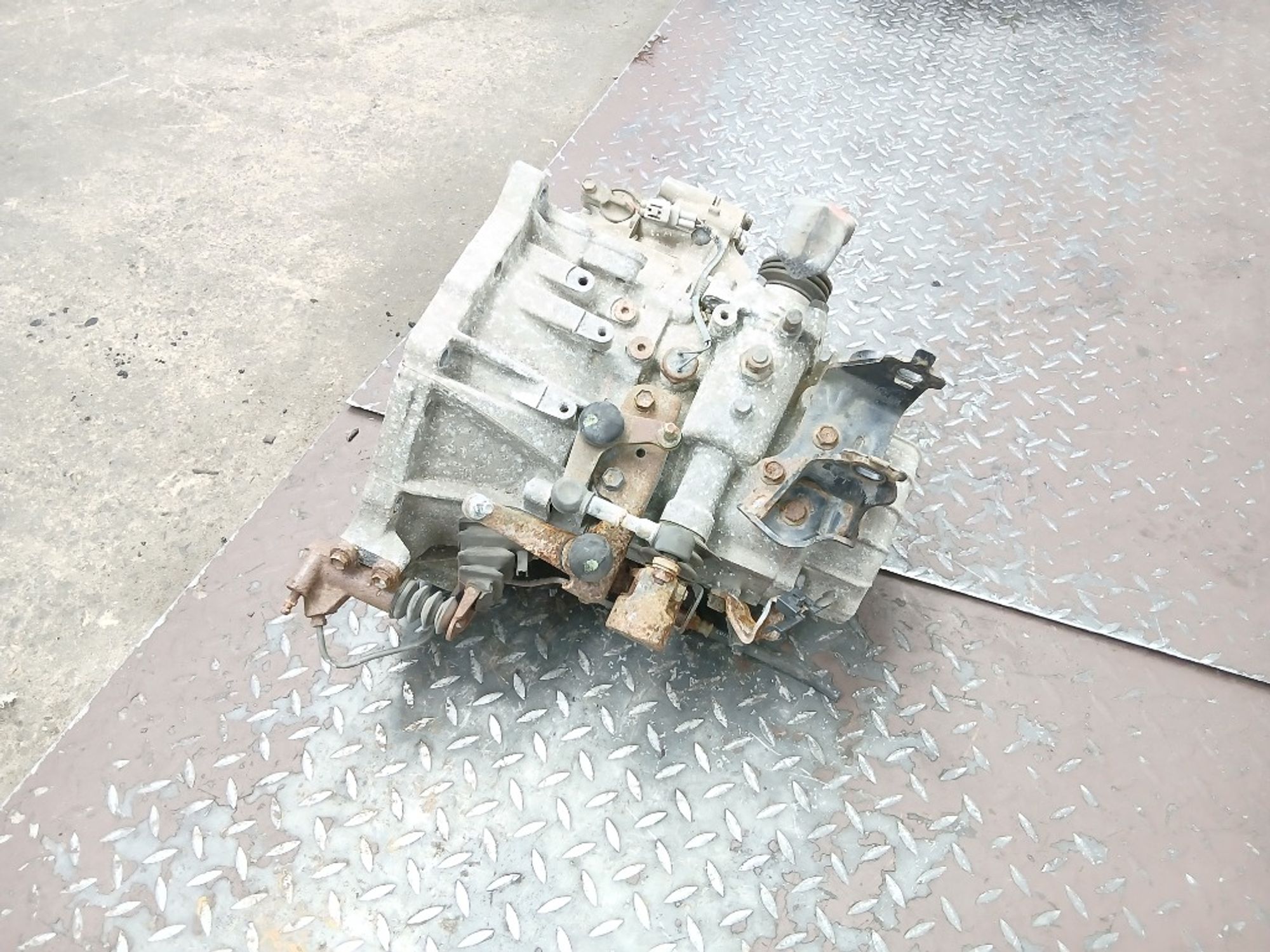 МКПП Toyota Auris 1ZR-FE, 30000 рублей, Ростов-на-Дону