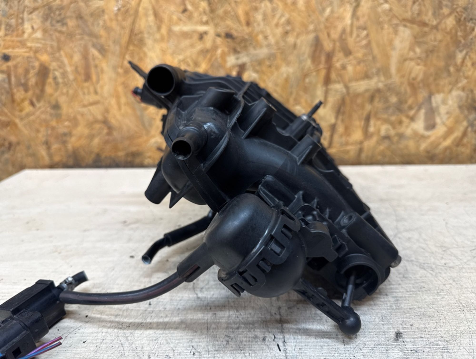 Коллектор впускной Volkswagen Tiguan CCZ, 10000 рублей, Ростов-на-Дону