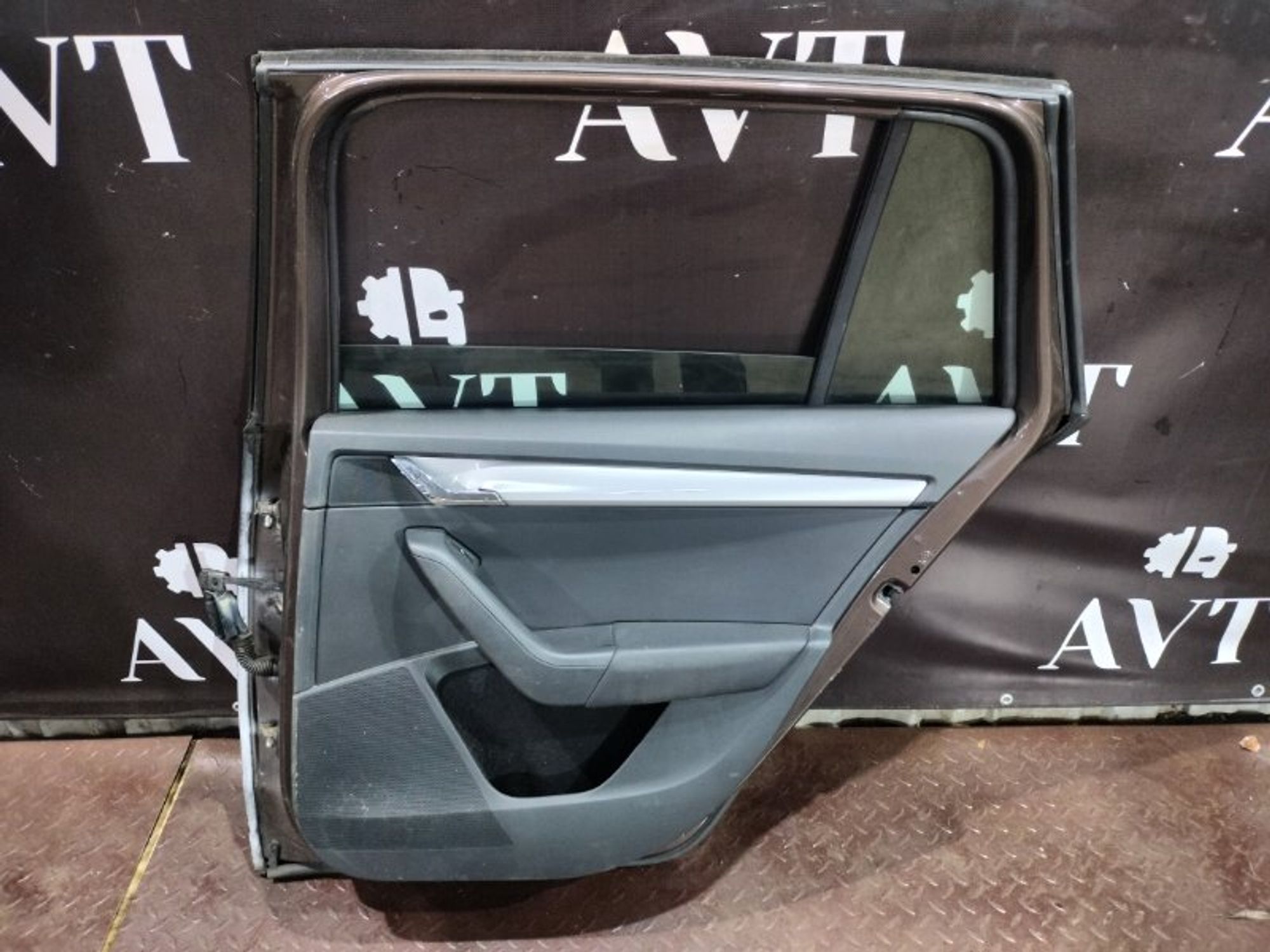 Дверь боковая задняя правая Skoda Octavia A7, 20000 рублей, Ростов-на-Дону