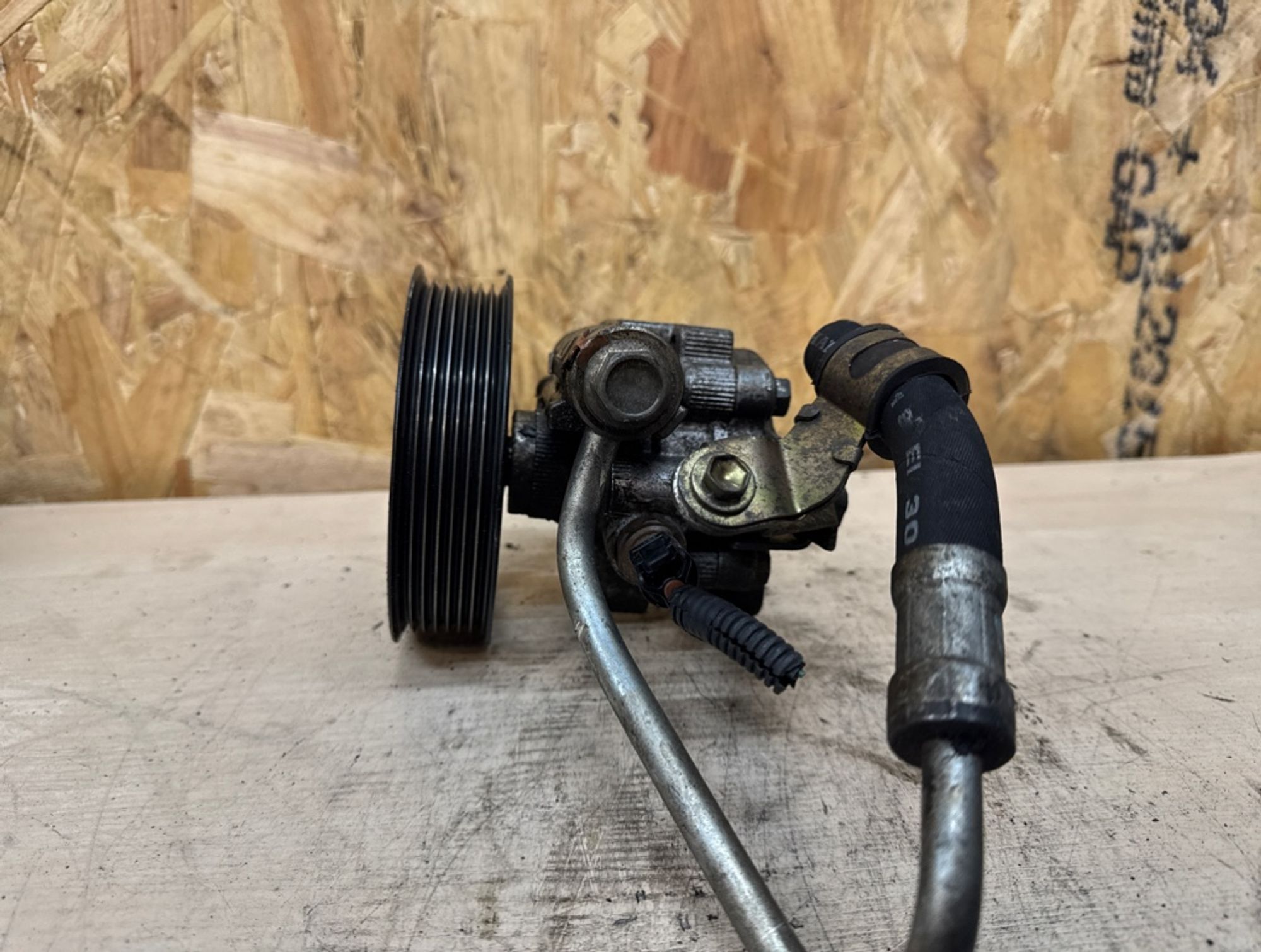Насос гидроусилителя руля Toyota Avensis 1AZ-FSE, 1500 рублей, Ростов-на-Дону