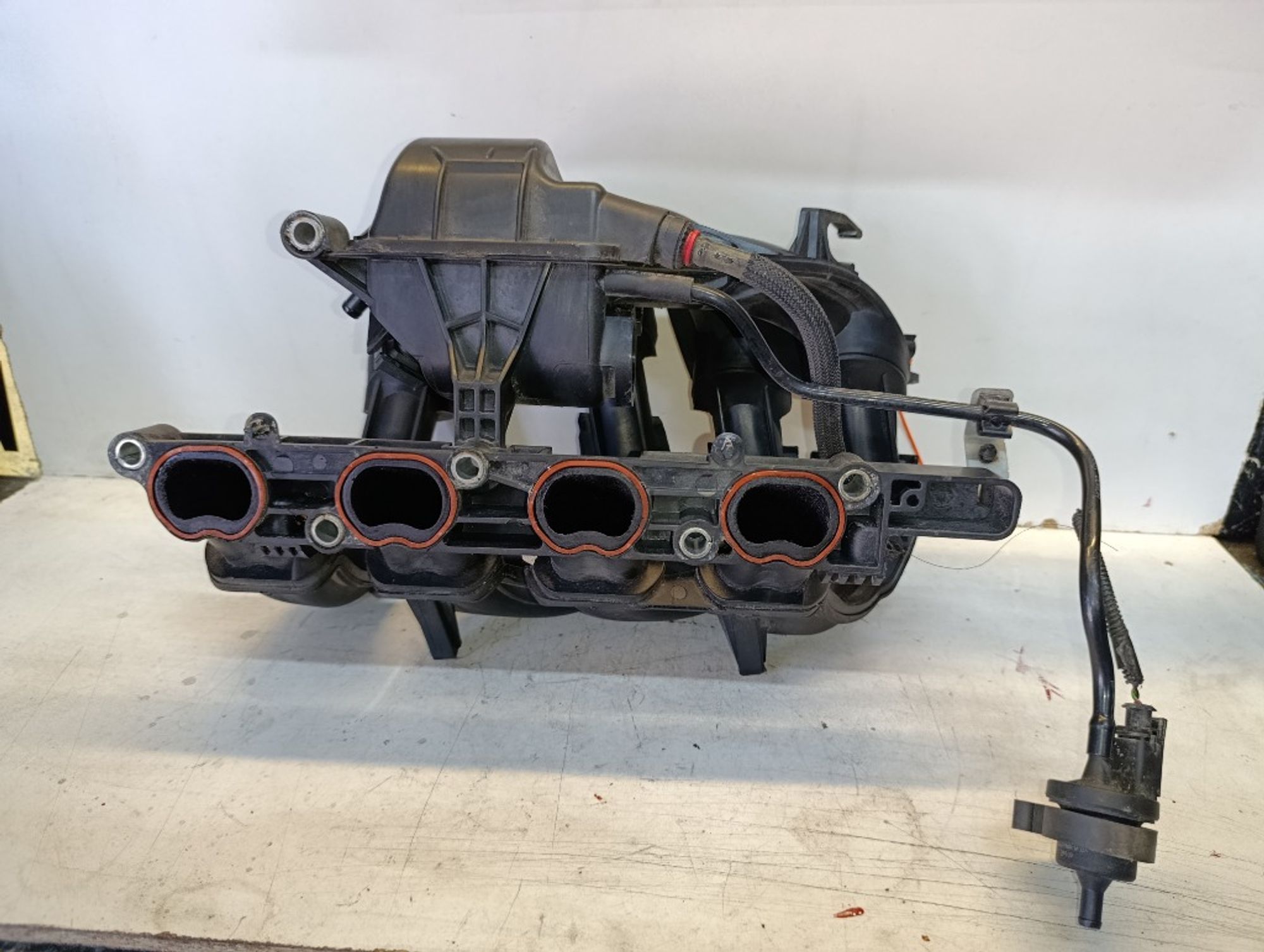 Коллектор впускной Ford Focus SHDA, 4000 рублей, Ростов-на-Дону