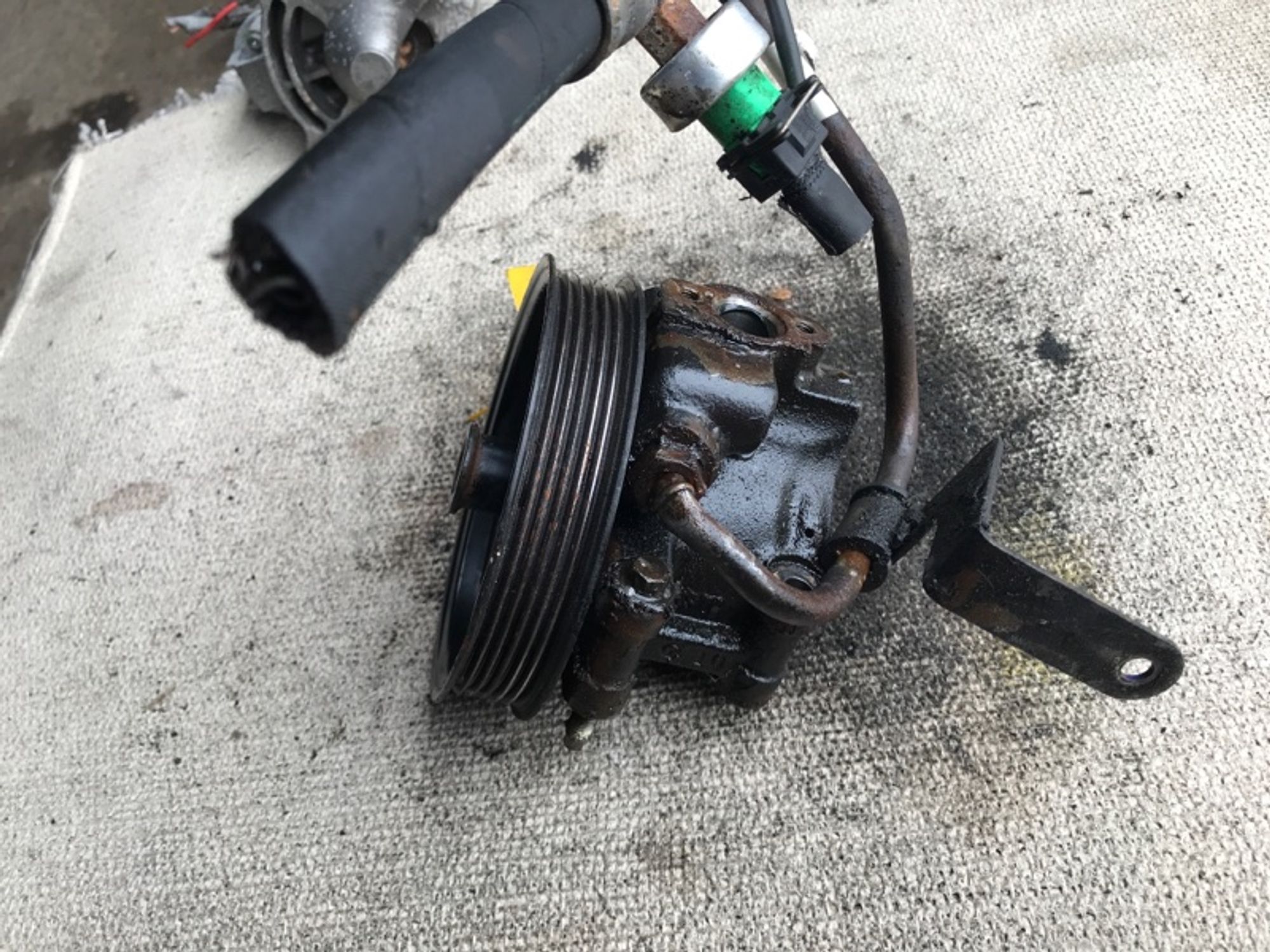 Насос гидроусилителя руля Ford Mondeo CJBA, 4000 рублей, Ростов-на-Дону