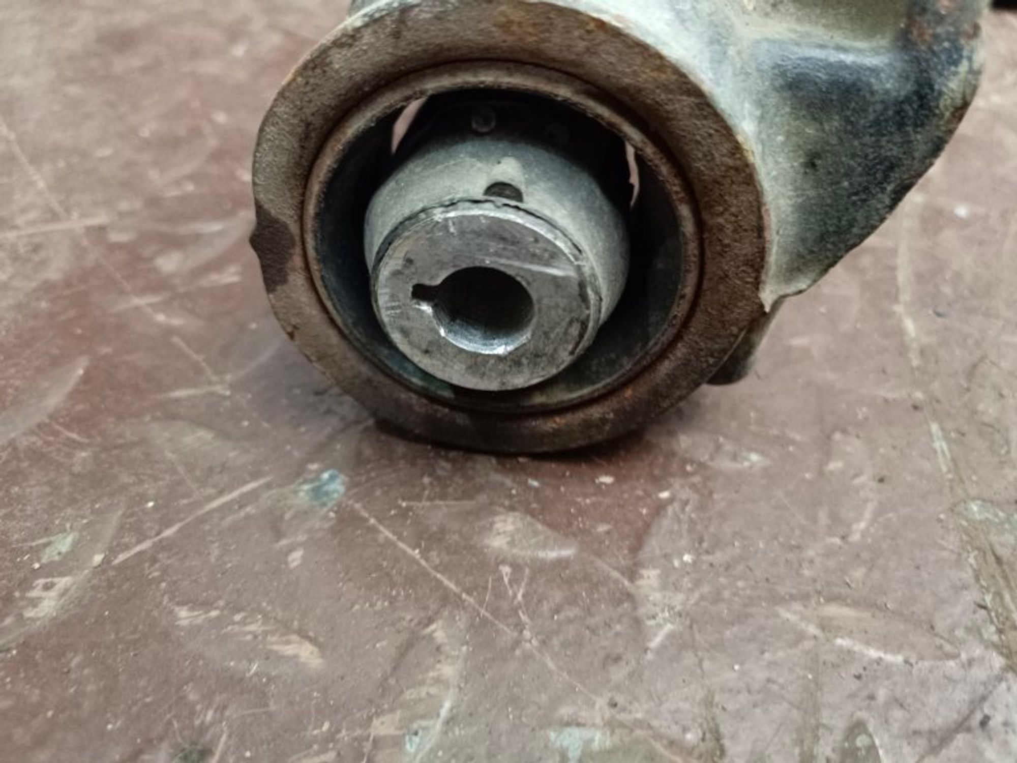 Рычаг подвески нижний передний левый Volkswagen, 3000 рублей, Ростов-на-Дону