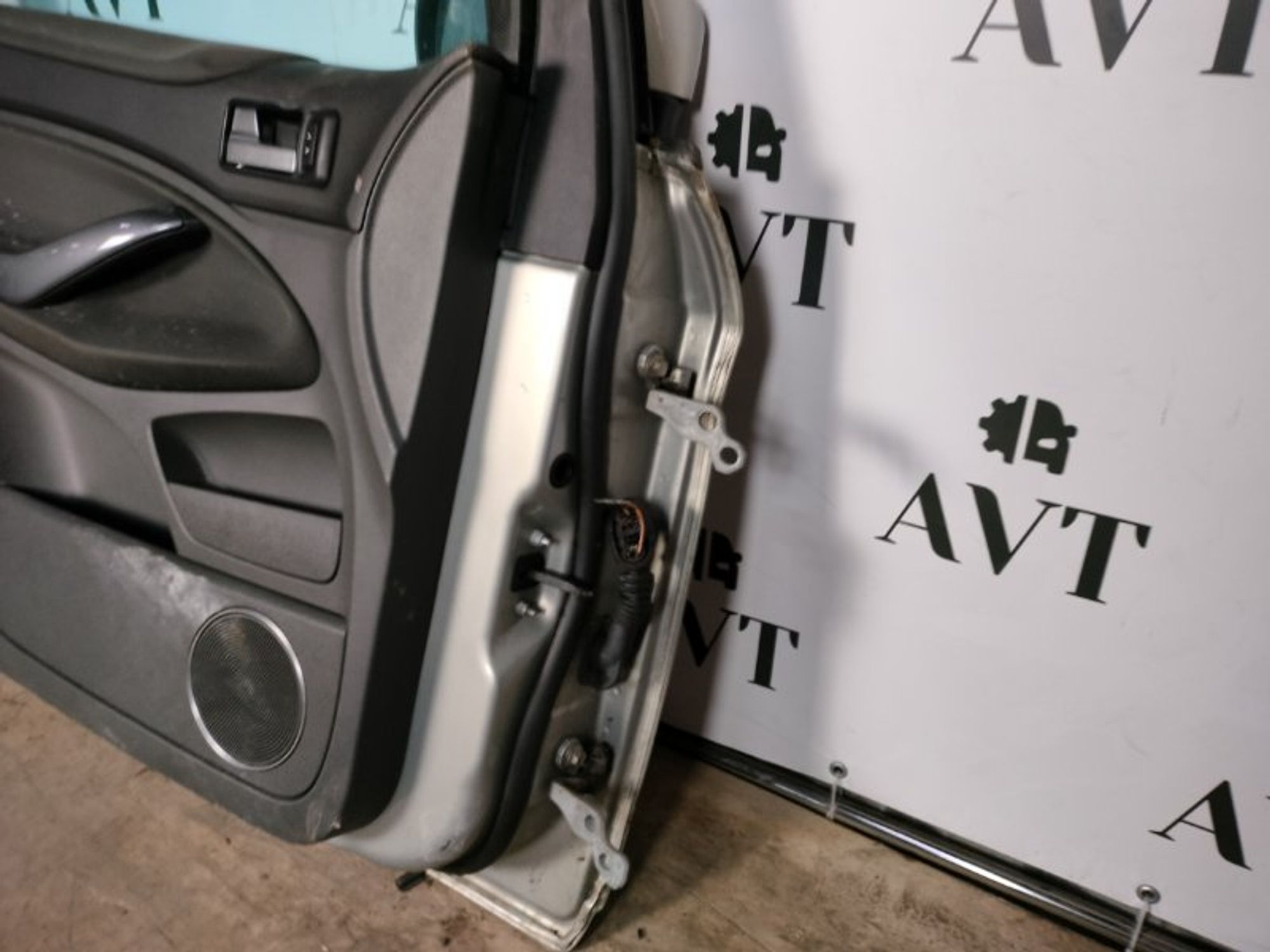 Дверь боковая передняя левая Ford Kuga, 12000 рублей, Ростов-на-Дону