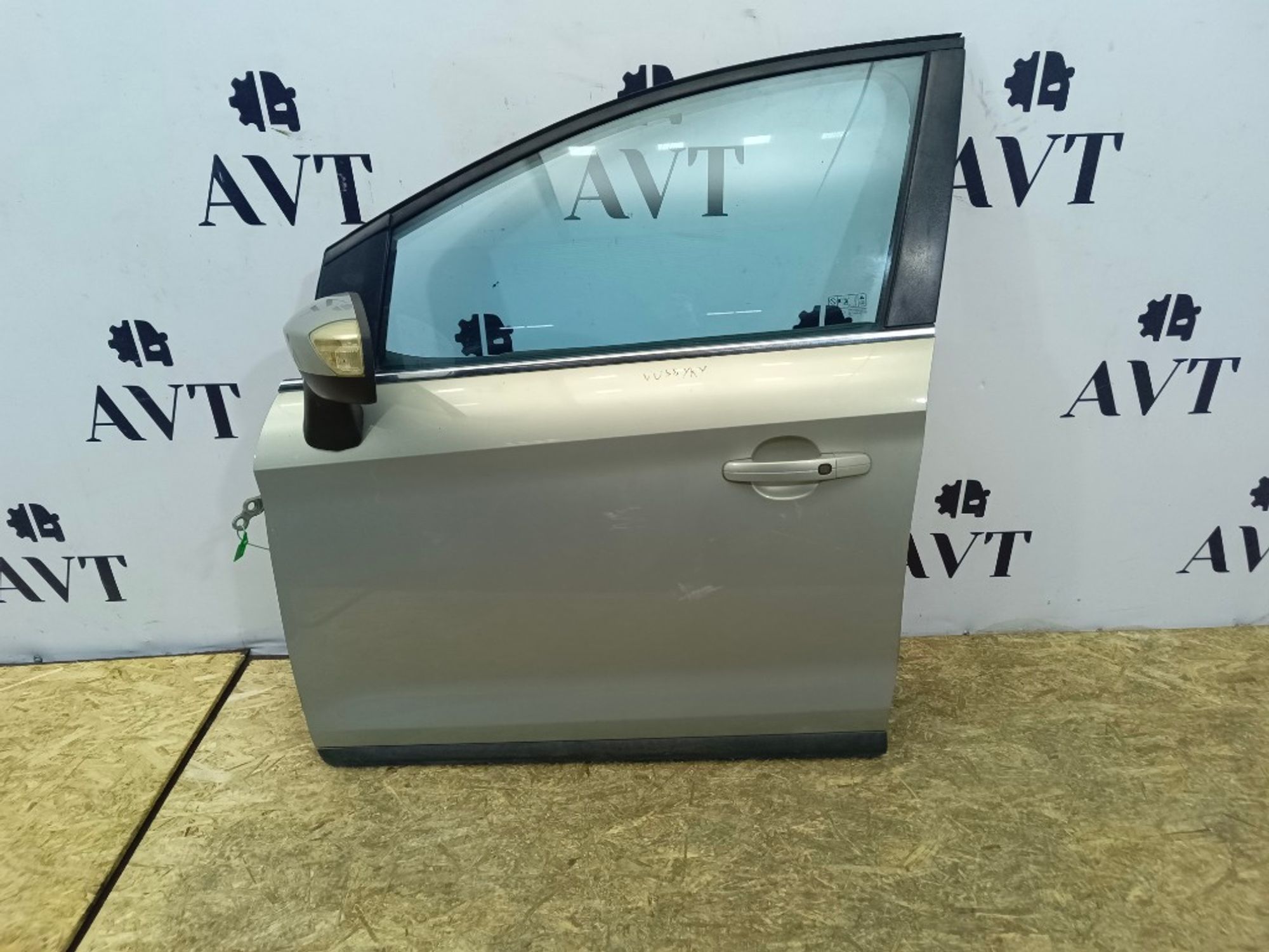 Дверь боковая передняя левая Ford Kuga, 12000 рублей, Ростов-на-Дону