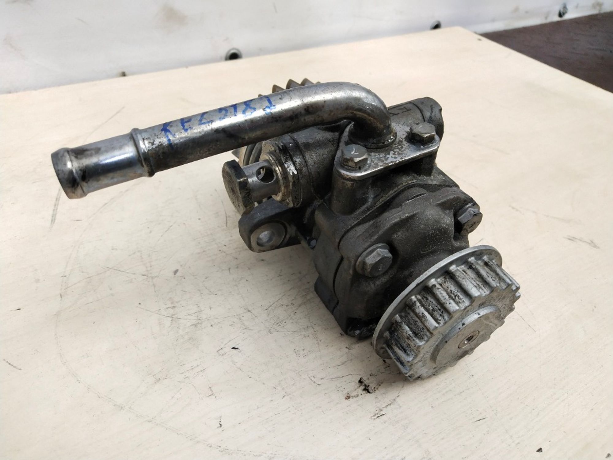 Насос гидроусилителя руля Volkswagen Touareg GP, 8000 рублей, Ростов-на-Дону