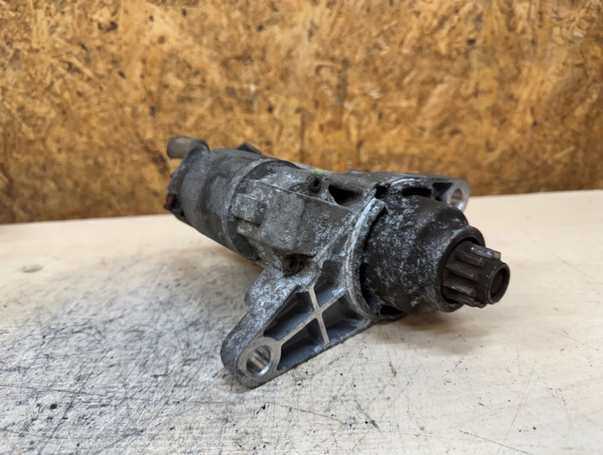 Стартер Volkswagen Golf BUD, 2000 рублей, Ростов-на-Дону